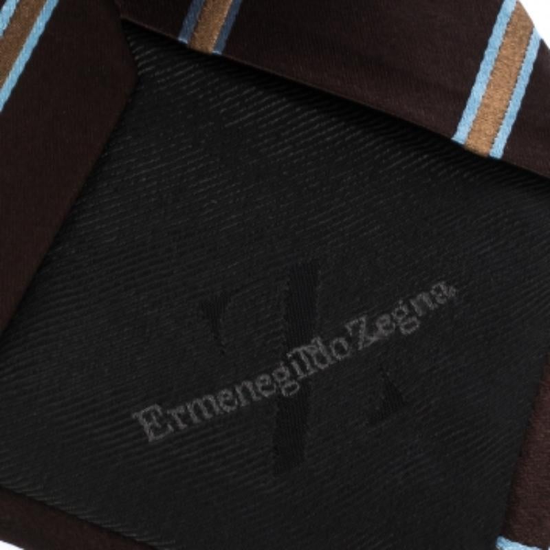 Cravatta tradizionale in seta a righe diagonali marrone di Ermenegildo Zegna In condizioni buone in vendita a Dubai, Al Qouz 2