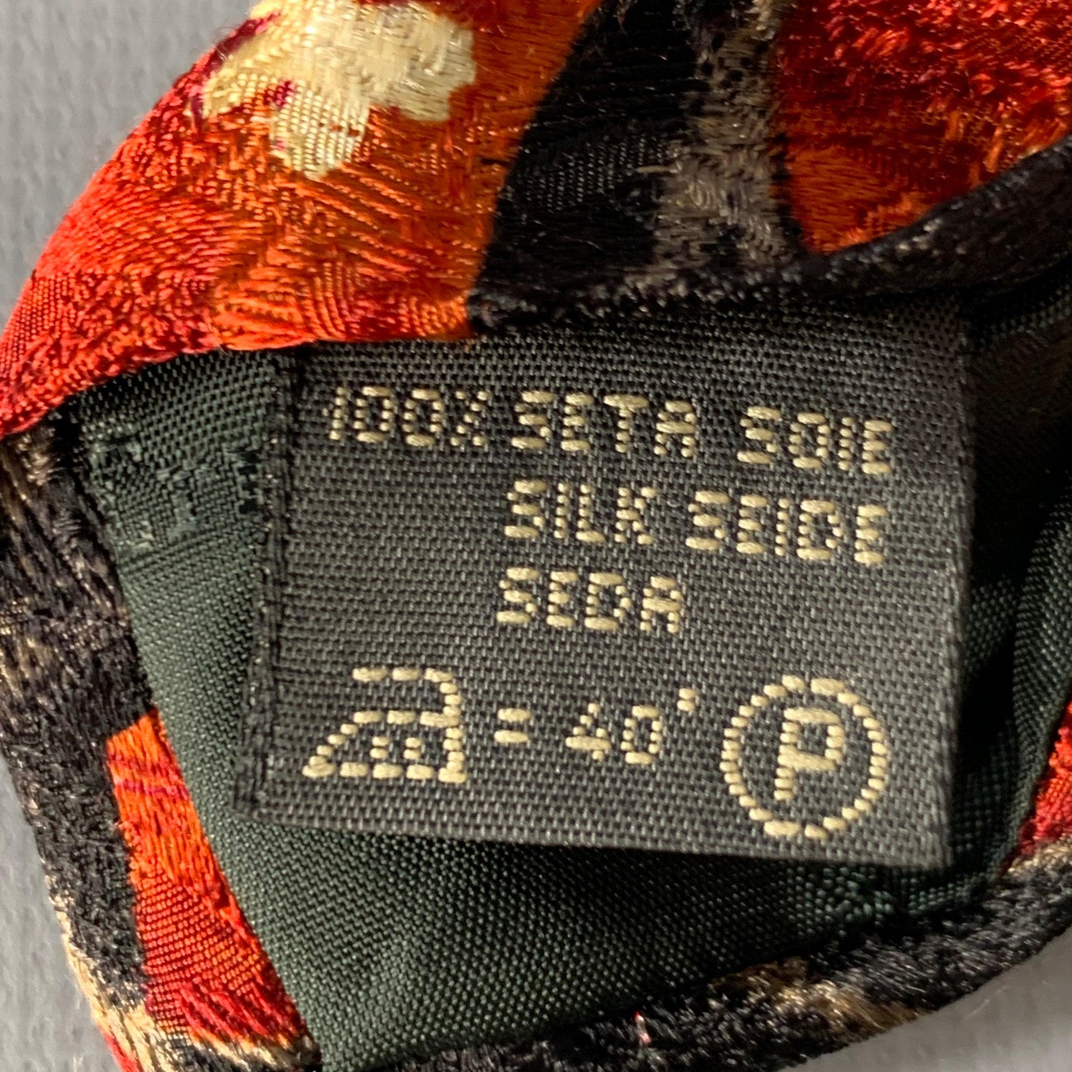 Men's ERMENEGILDO ZEGNA Burgundy Black Abstract Silk Tie For Sale