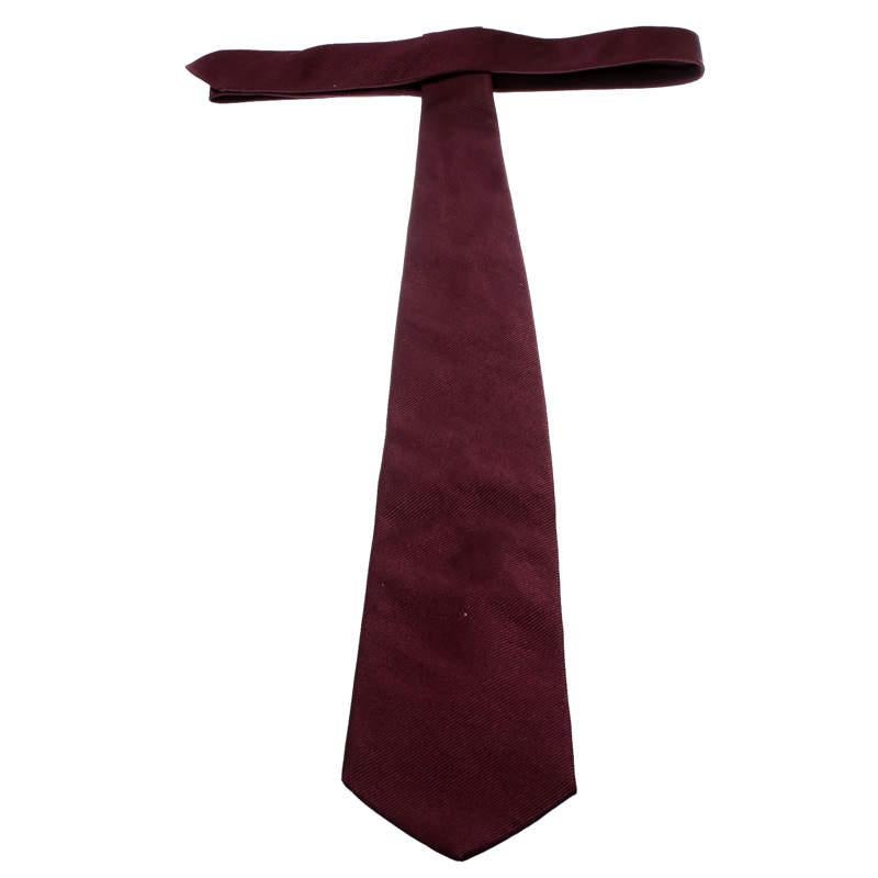 Men's Ermenegildo Zegna Burgundy Diagonal Striped Silk Jacquard Traditional Tie For Sale