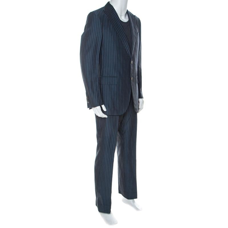 Walk into any formal gathering with style in this suit from Ermenegildo Zegna Couture. It comes tailored from a blend of linen and silk, and designed with stripes. The blazer comes with two front buttons and peak lapels, and the matching pants come