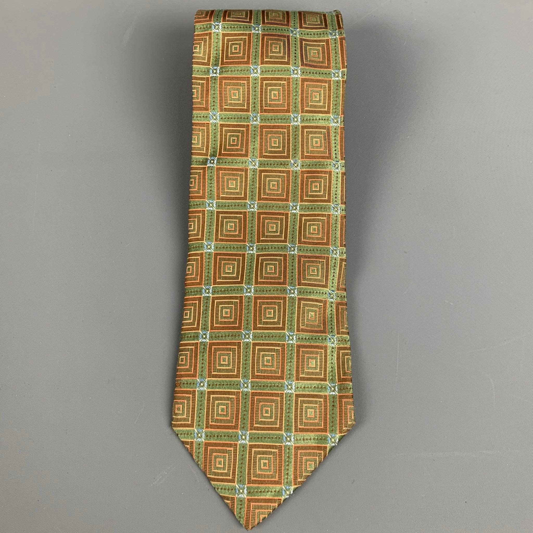 ERMENEGILDO ZEGNA
necktie in a green silk fabric featuring jacquard orange squares pattern. Made in Italy.Excellent Pre-Owned Condition. 

Measurements: 
  Width: 3.5 inches Length: 60 inches 
  
  
 
Reference: 128081
Category: Tie
More Details
   
