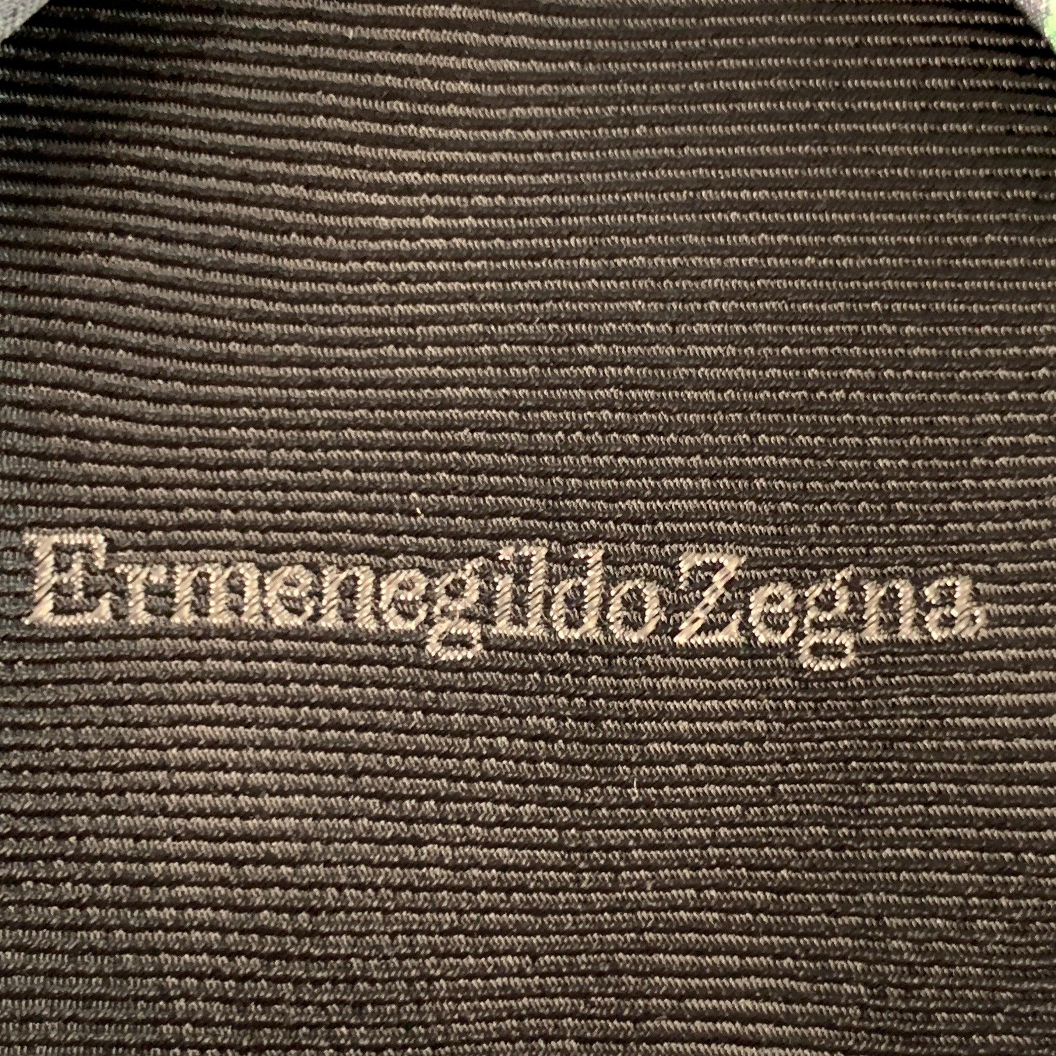 Cravate en soie Greenegildo Zegna Grey Green Paisley Pour hommes en vente