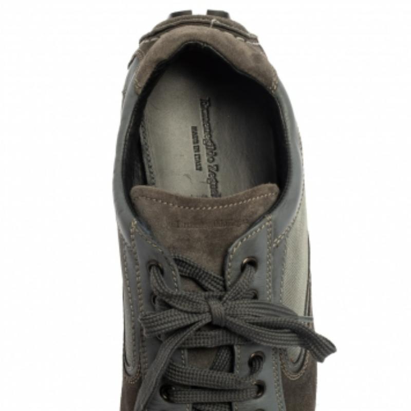 Ermenegildo Zegna Grey Leather And Suede Low Top Sneakers Size 44 In Good Condition For Sale In Dubai, Al Qouz 2