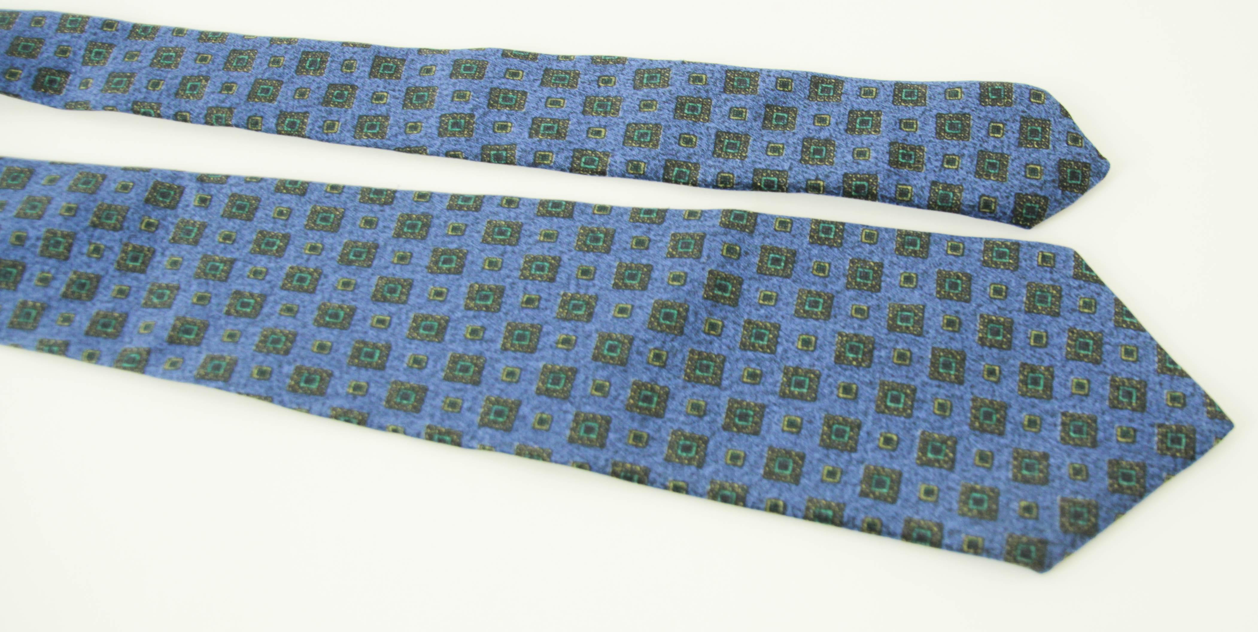 Ermenegildo Zegna Luxury Blue Medallion Silk Neck Tie Italy For Sale 6