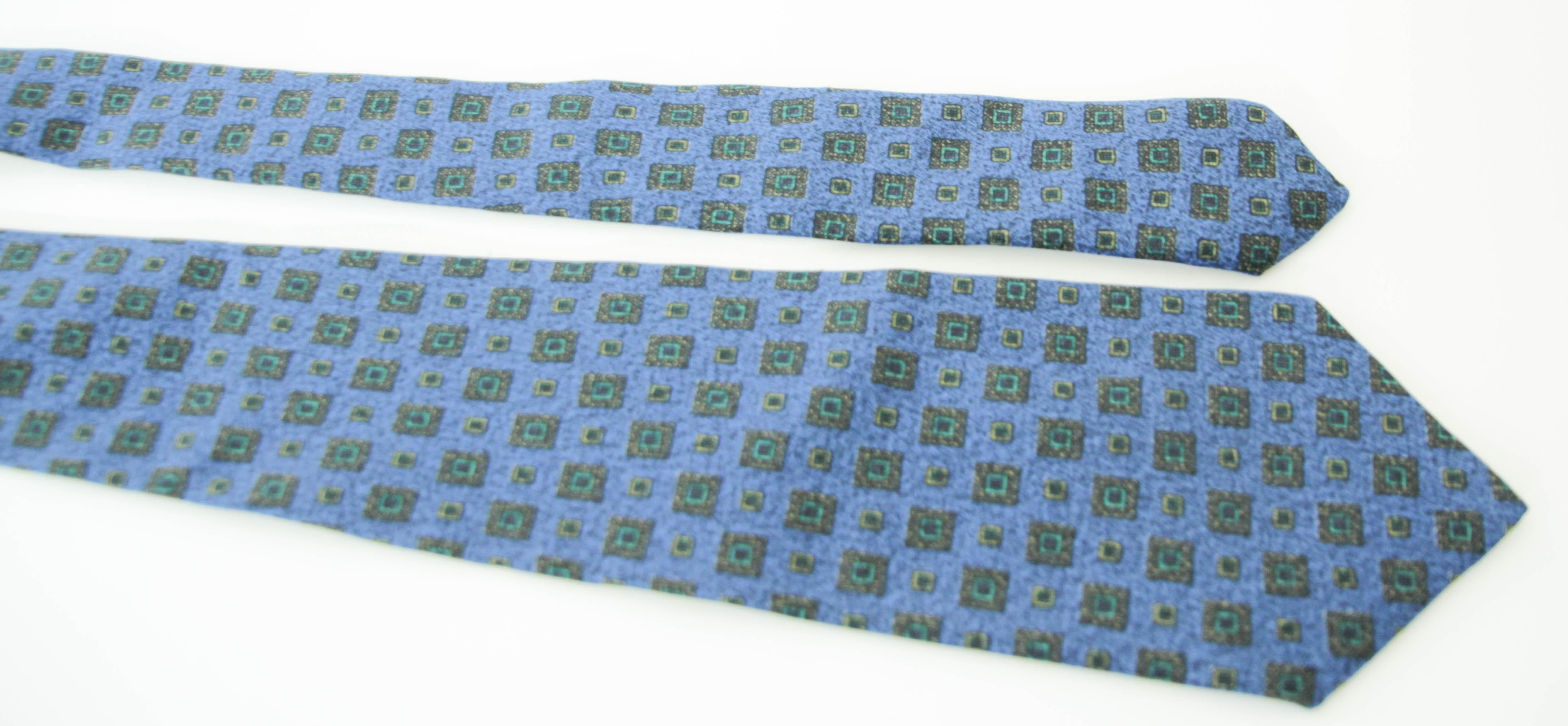 Ermenegildo Zegna Luxury Blue Medallion Silk Neck Tie Italy For Sale 8