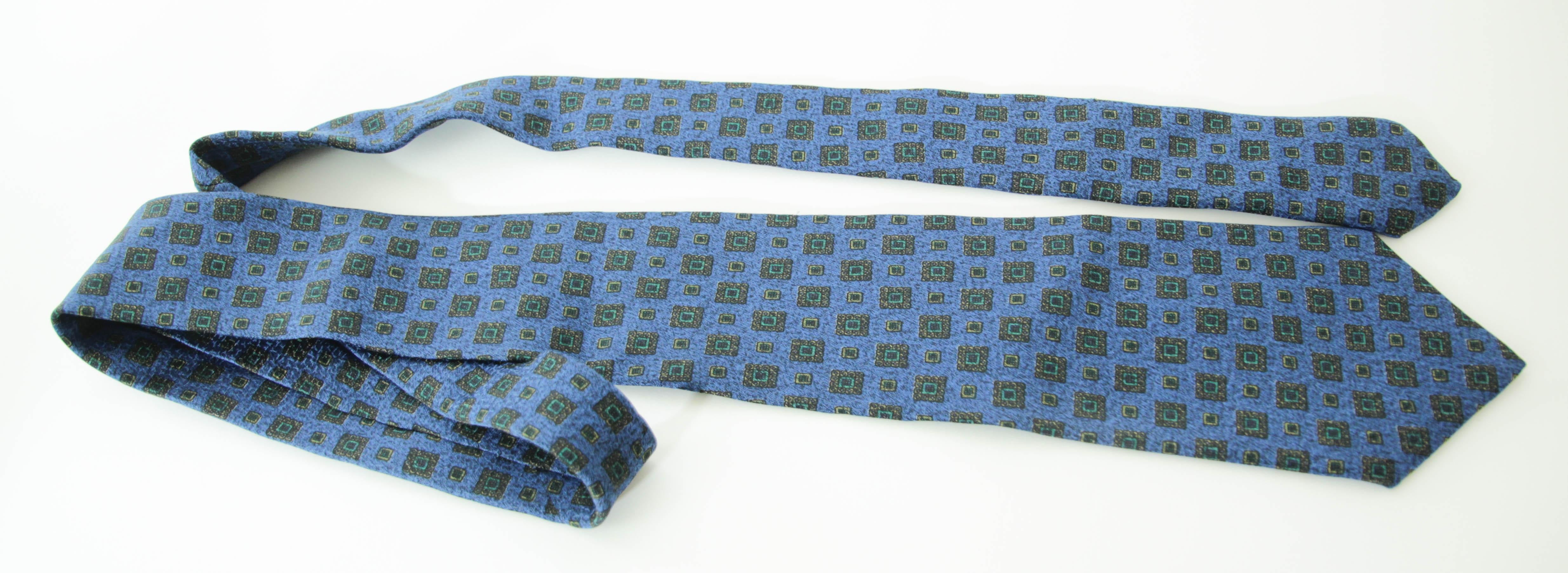 Ermenegildo Zegna Luxury Blue Medallion Silk Neck Tie Italy For Sale 9