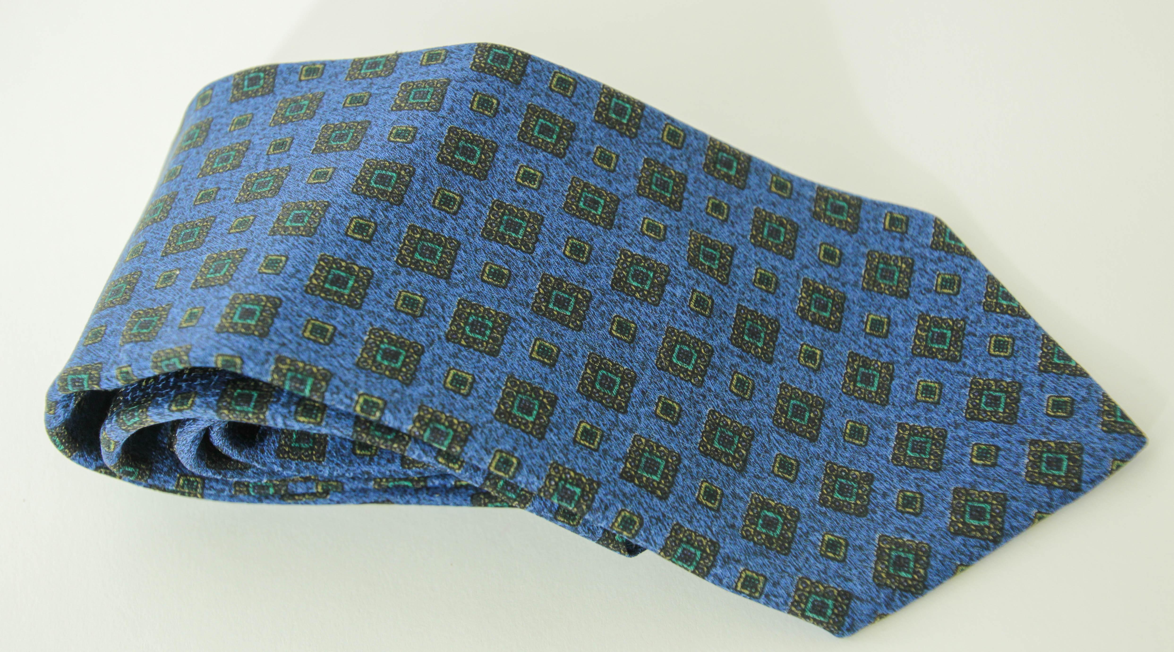 Ermenegildo Zegna Luxury Blue Medallion Silk Neck Tie Italy For Sale 14
