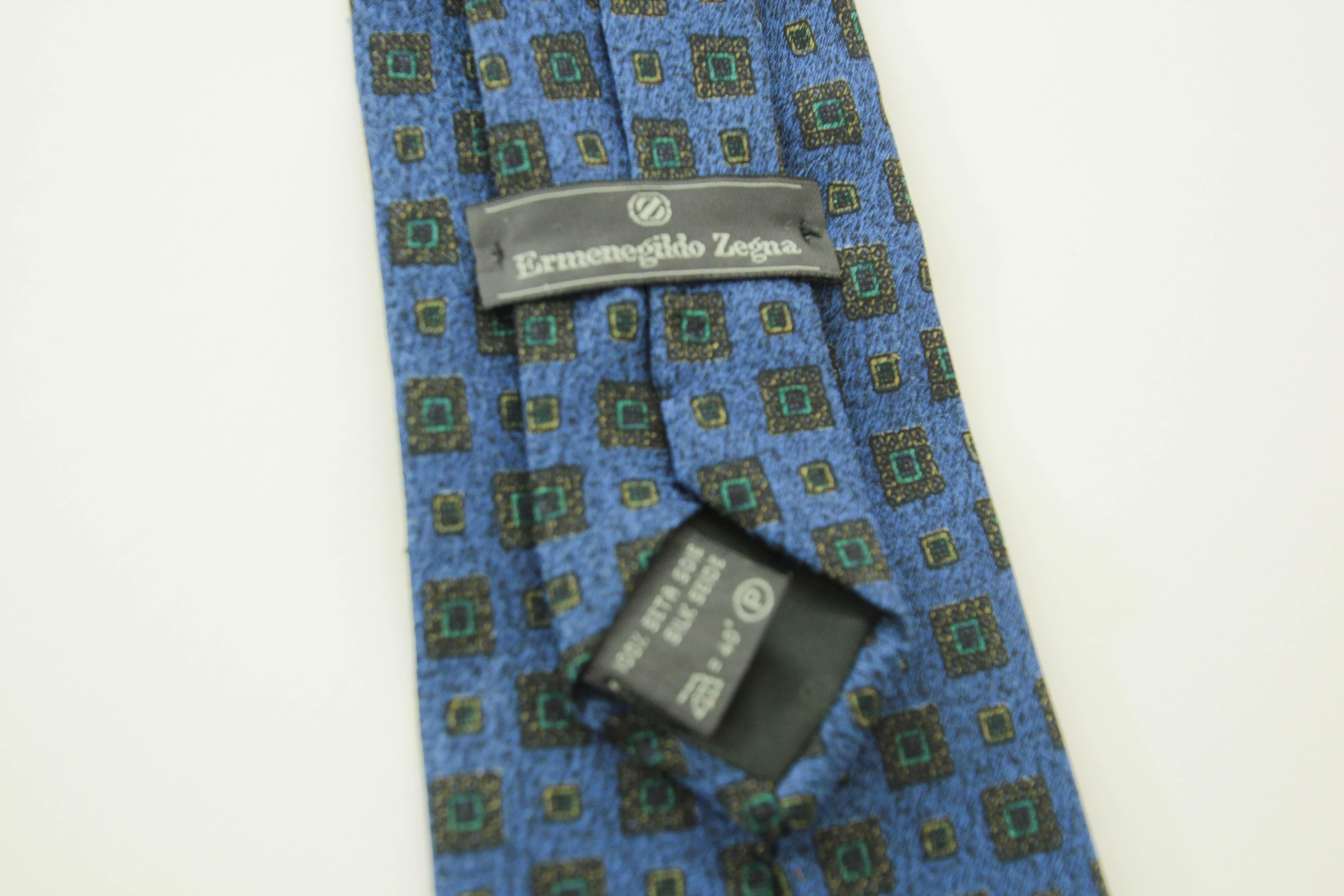 Ermenegildo Zegna Luxury Blue Medallion Silk Neck Tie Italy For Sale 2