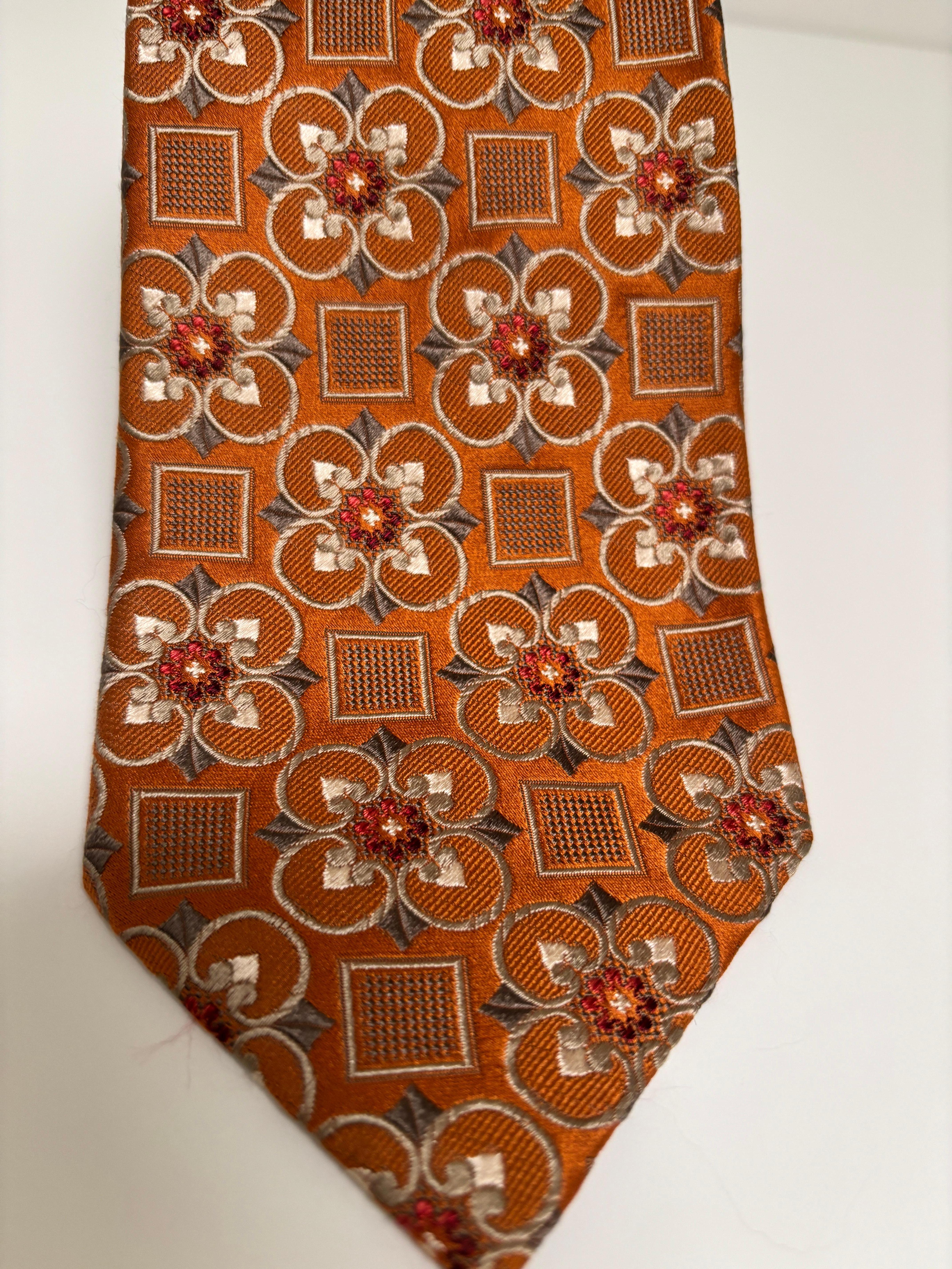 Ermenegildo Zegna Corbata de lujo de seda naranja quemado Italia en Bueno estado para la venta en Moreno Valley, CA