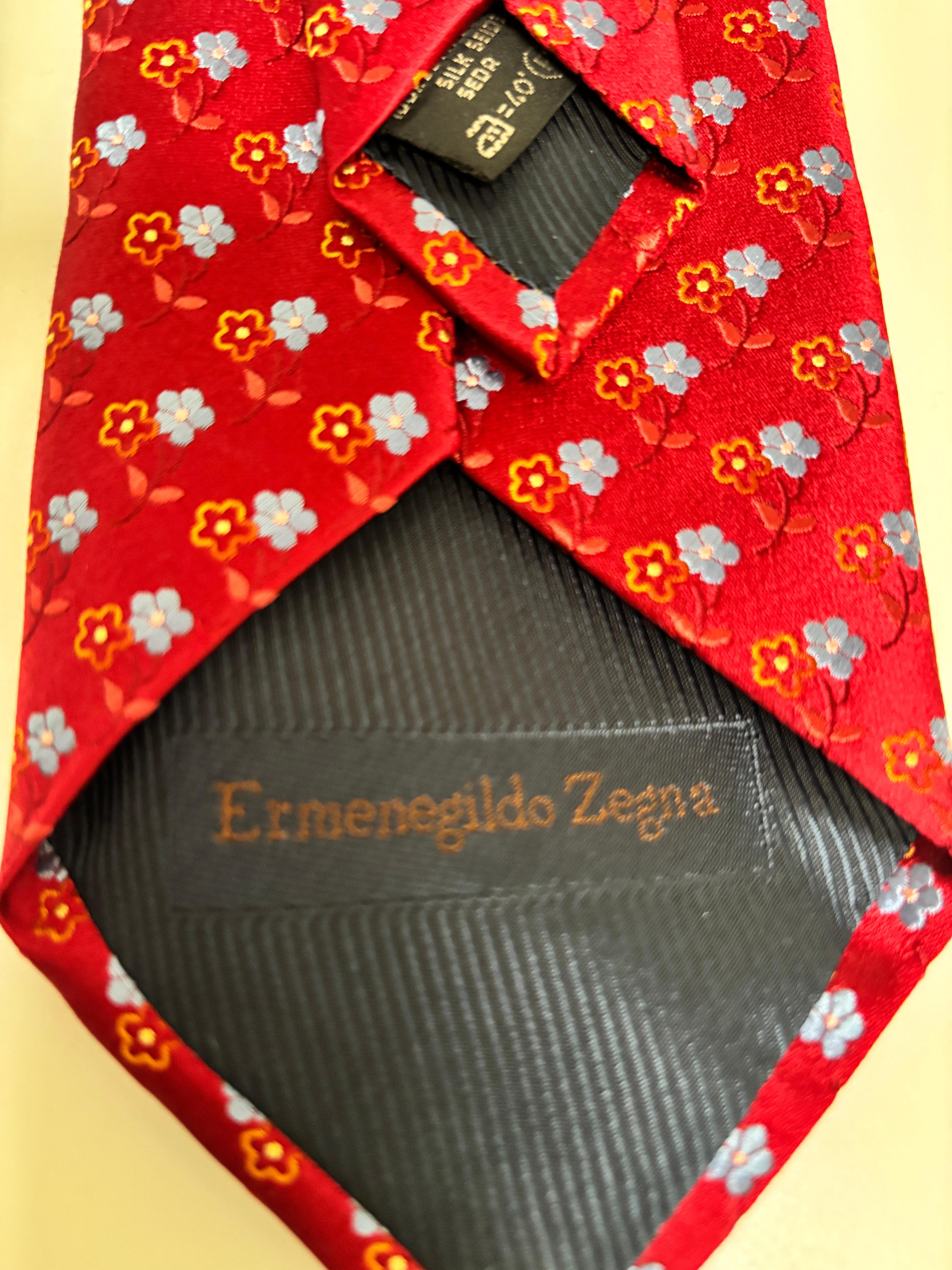 De los hombres Corbata de lujo Ermenegildo Zegna de seda roja Italia en venta