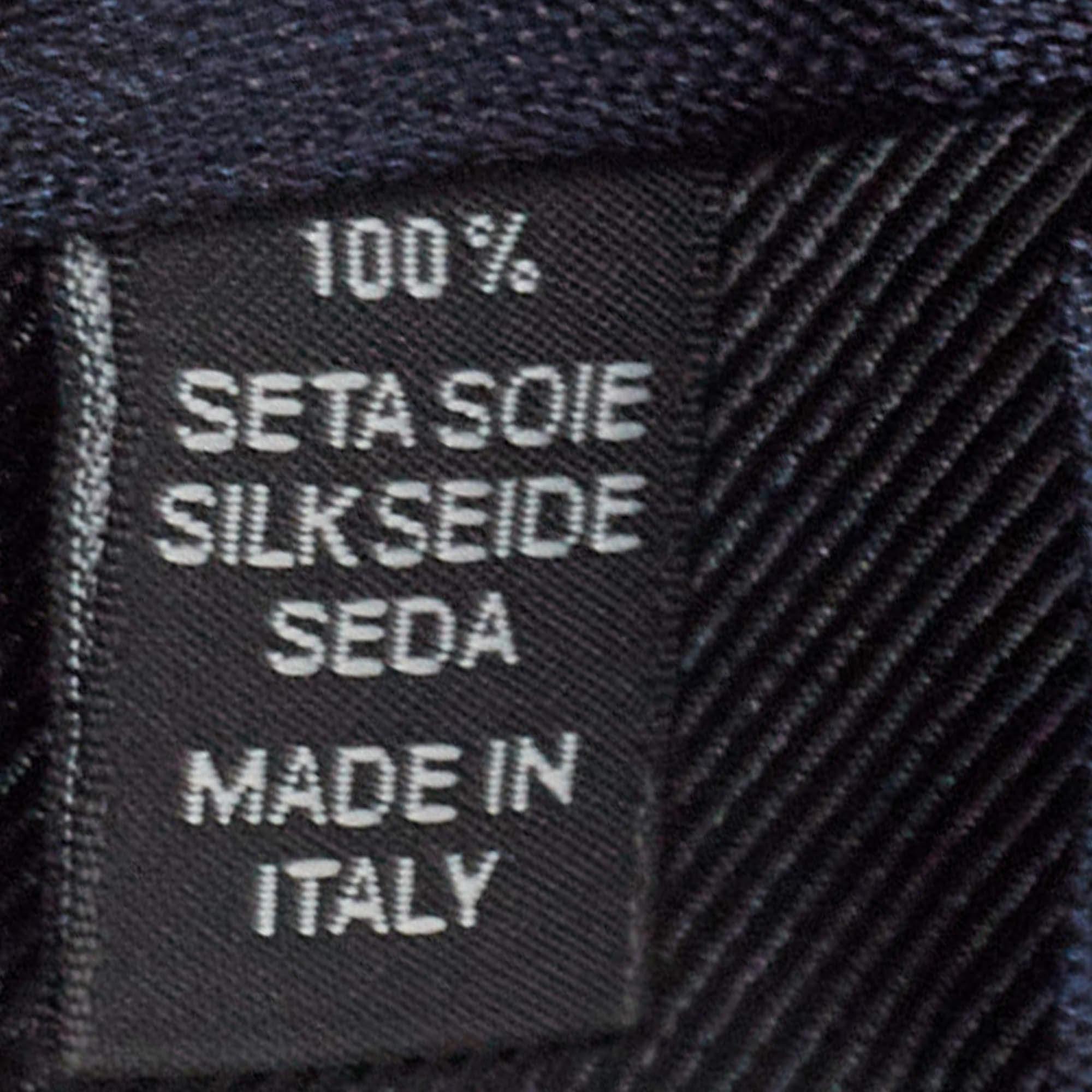 Ermenegildo Zegna Navy Blue Print Silk Tie In Good Condition In Dubai, Al Qouz 2