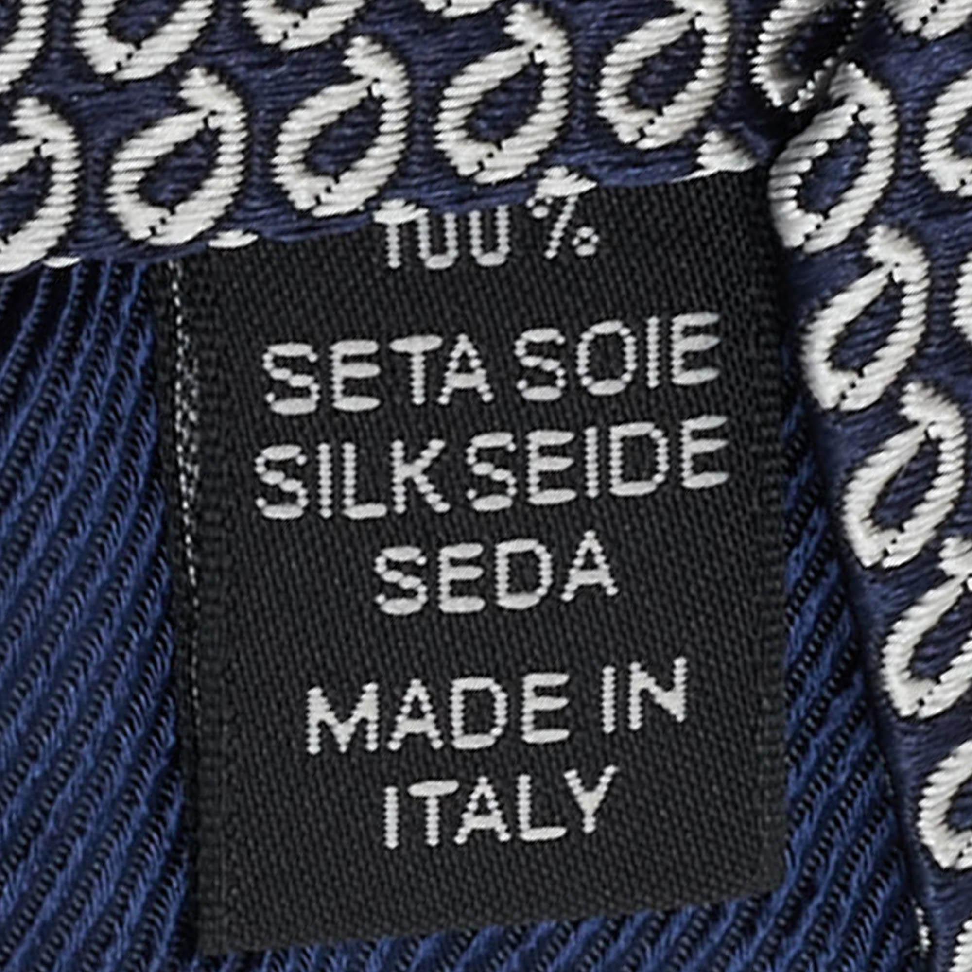 Cravatta Ermenegildo Zegna in seta jacquard blu navy/bianco In condizioni ottime in vendita a Dubai, Al Qouz 2