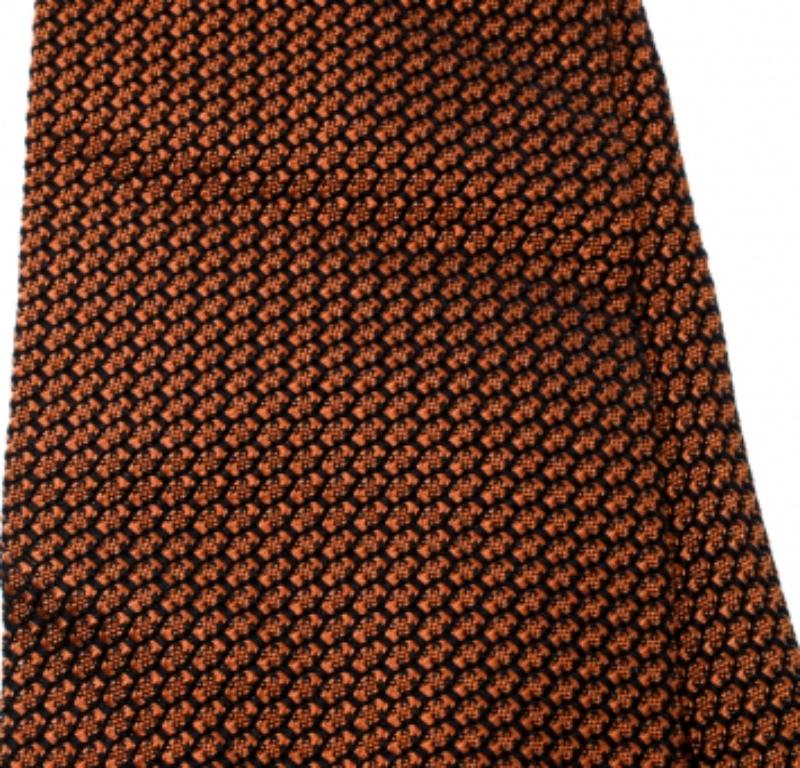 Corbata Ermenegildo Zegna en jacquard de seda con textura naranja y azul marino en Excelente estado para la venta en Dubai, Al Qouz 2