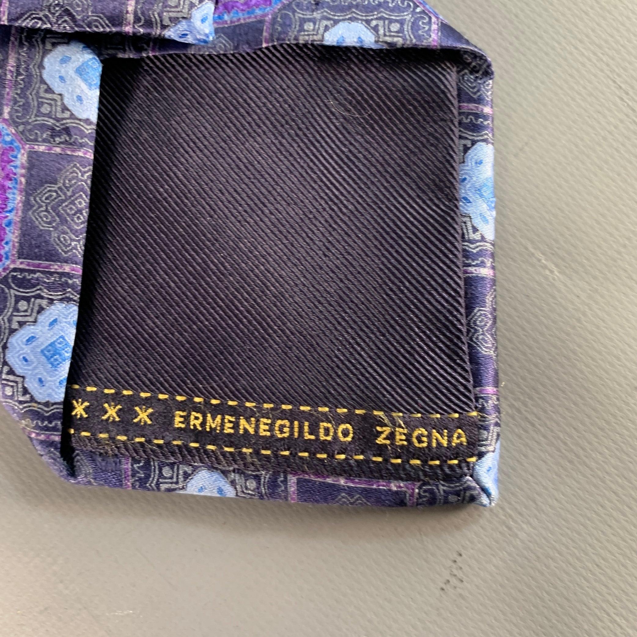 ERMENEGILDO Zegna Cravate en soie violette marine à motif floral abstrait Excellent état - En vente à San Francisco, CA