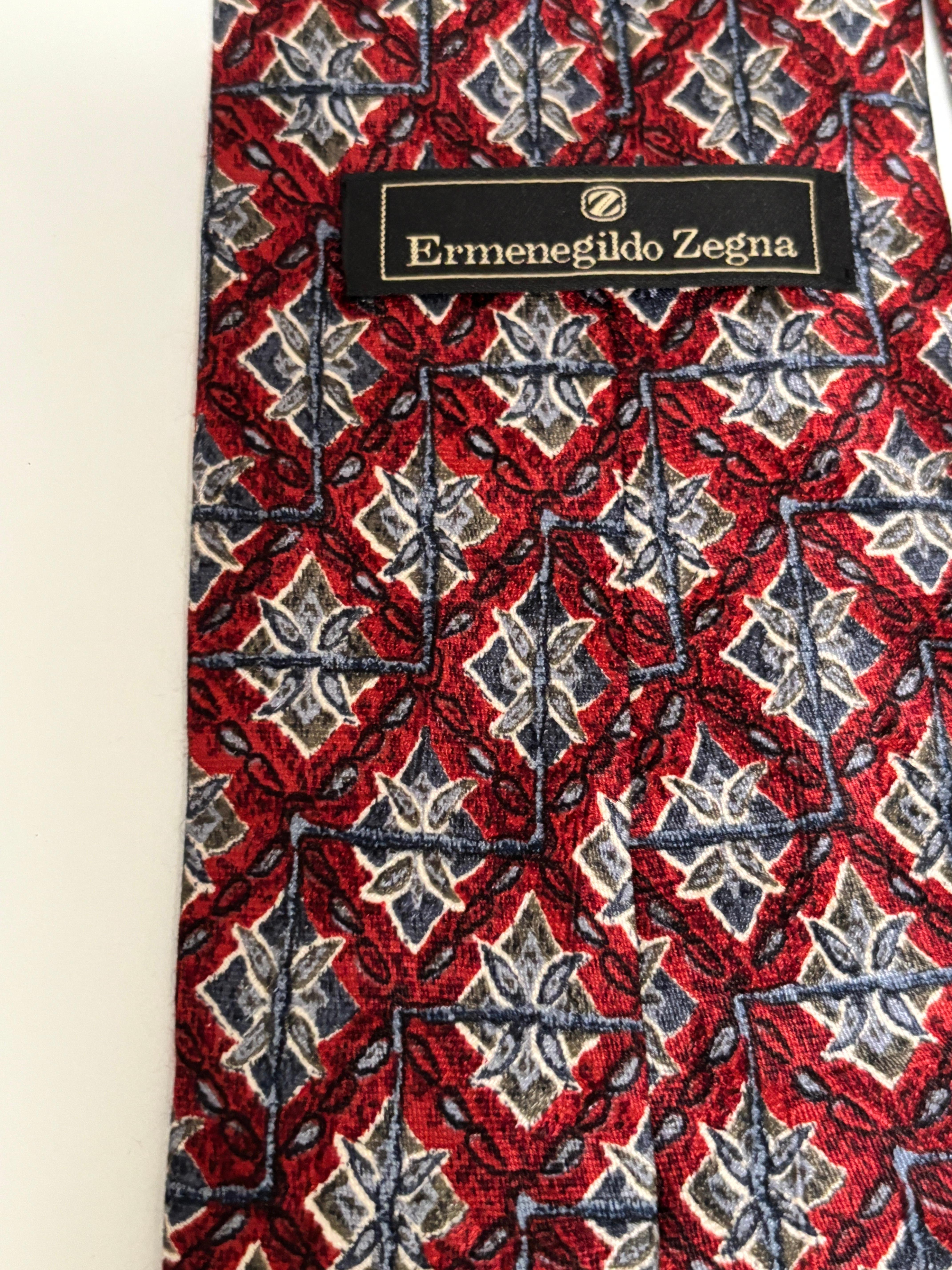 Ermenegildo Zegna Krawatte aus roter und blauer Seide mit Jacquardmuster Italien im Angebot 3