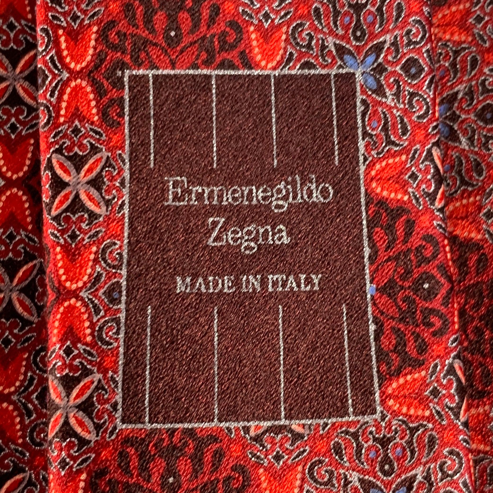 ERMENEGILDO Zegna Cravate en soie rouge et noire à motif floral abstrait Excellent état - En vente à San Francisco, CA