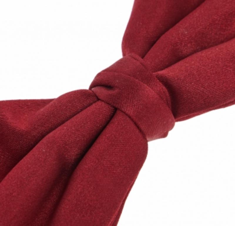 Rouge Ermenegildo Zegna - Nœud papillon en satin de soie rouge en vente