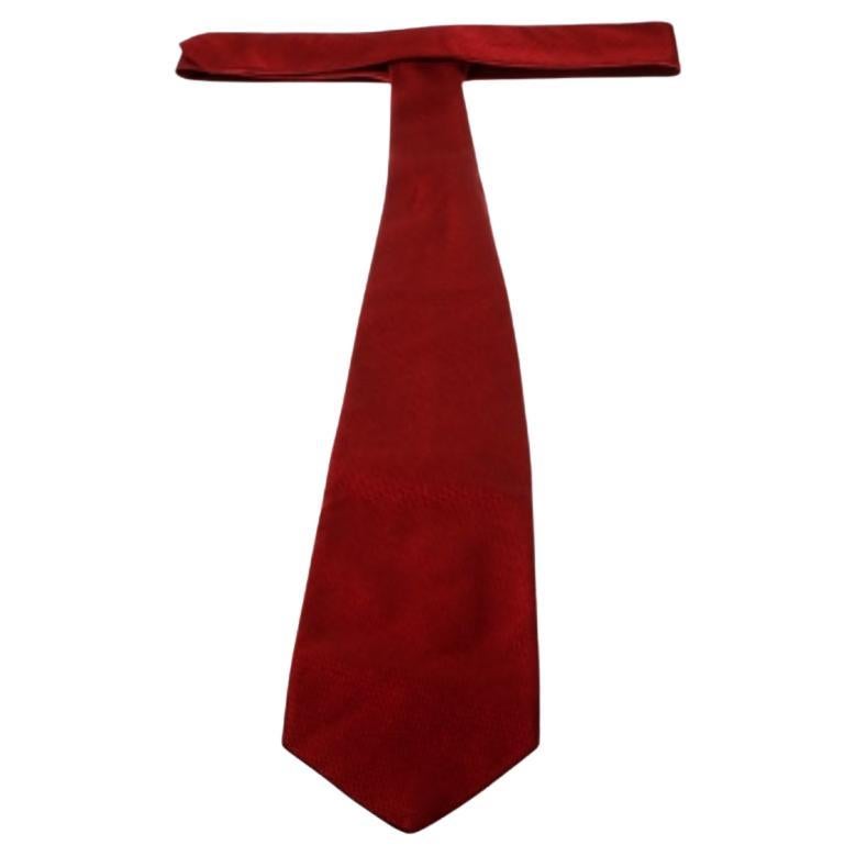 Ermenegildo Zegna Red Textured Silk and Cotton Jacquard Traditional Tie