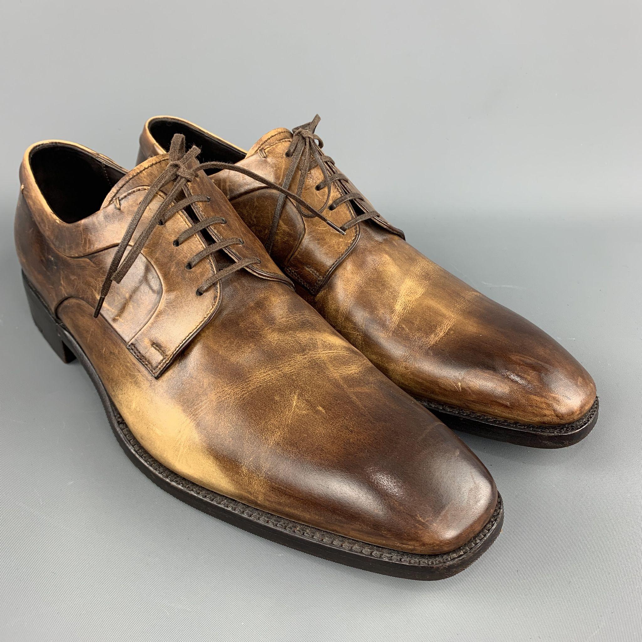 ERMENEGILDO ZEGNA dress shoes come in brown antique effect leather with a squared off toe. Made in Italy.
 
Very Good Pre-Owned Condition.
Marked: 10.5 D
 
Outsole: 12.5 x 4 in.