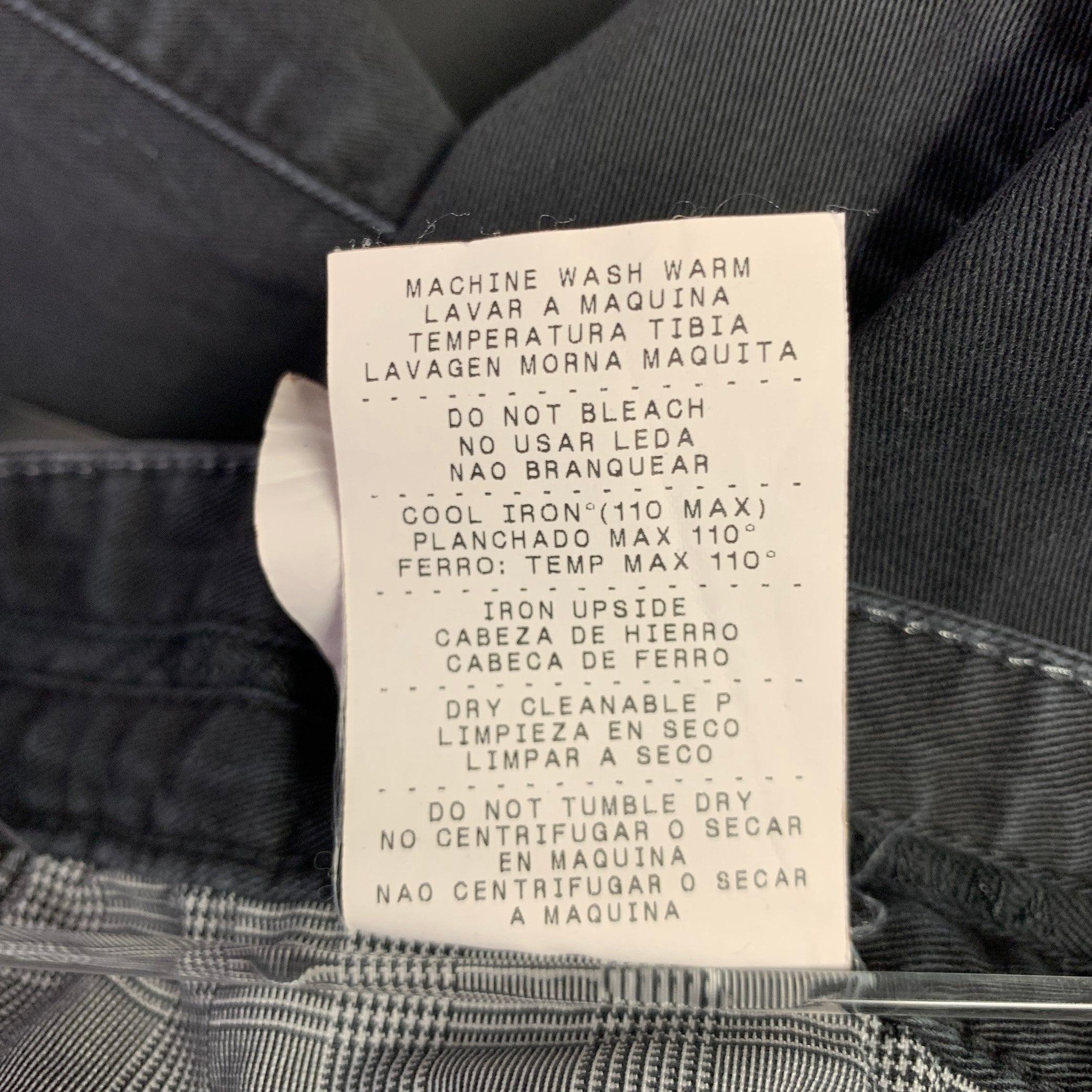 ERMENEGILDO ZEGNA Vaqueros rectos de mezcla de algodón negros talla 33 en venta 2