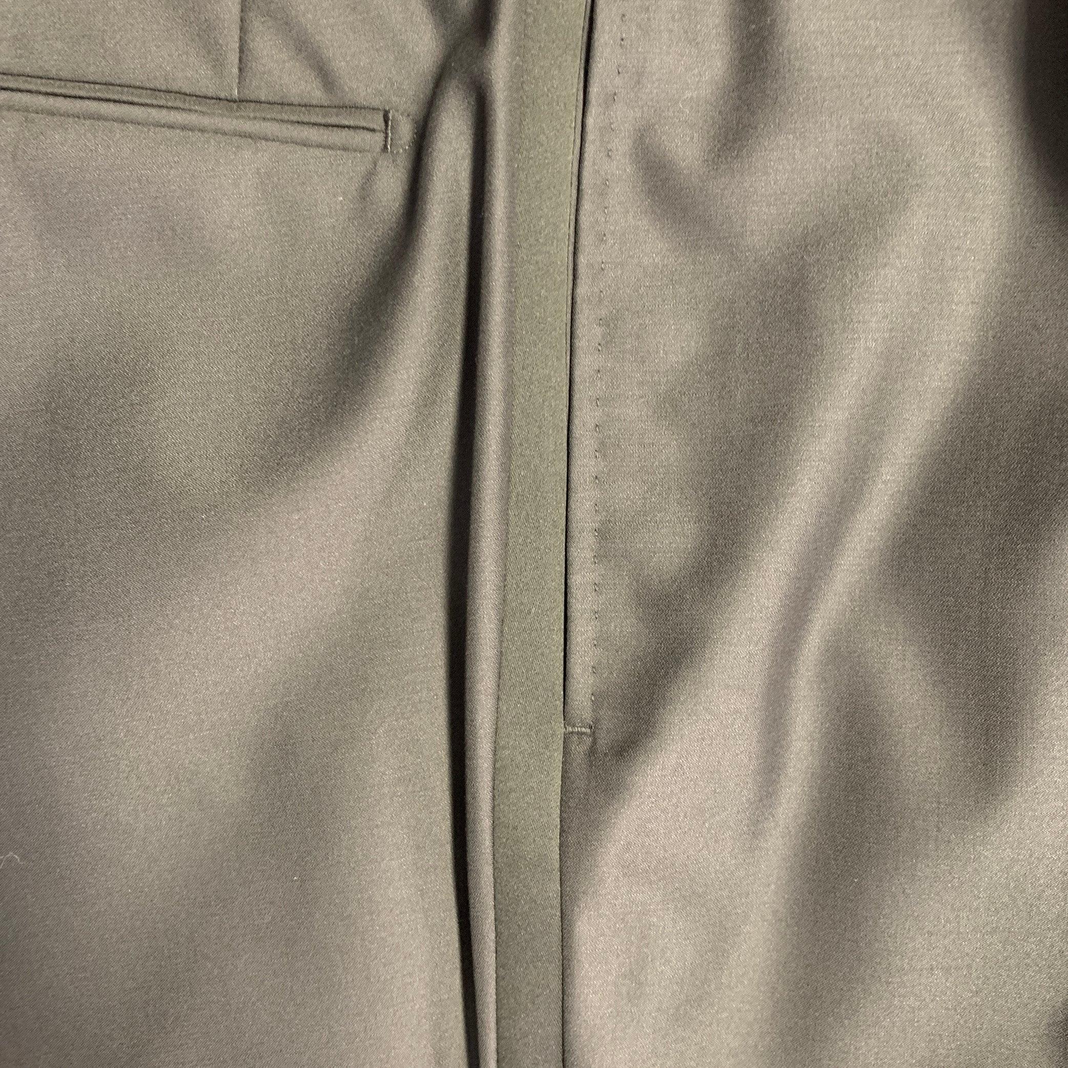 Nero Ermenegildo Zegna Taglia 36 Pantaloni in lana e seta neri con taglio frontale in vendita