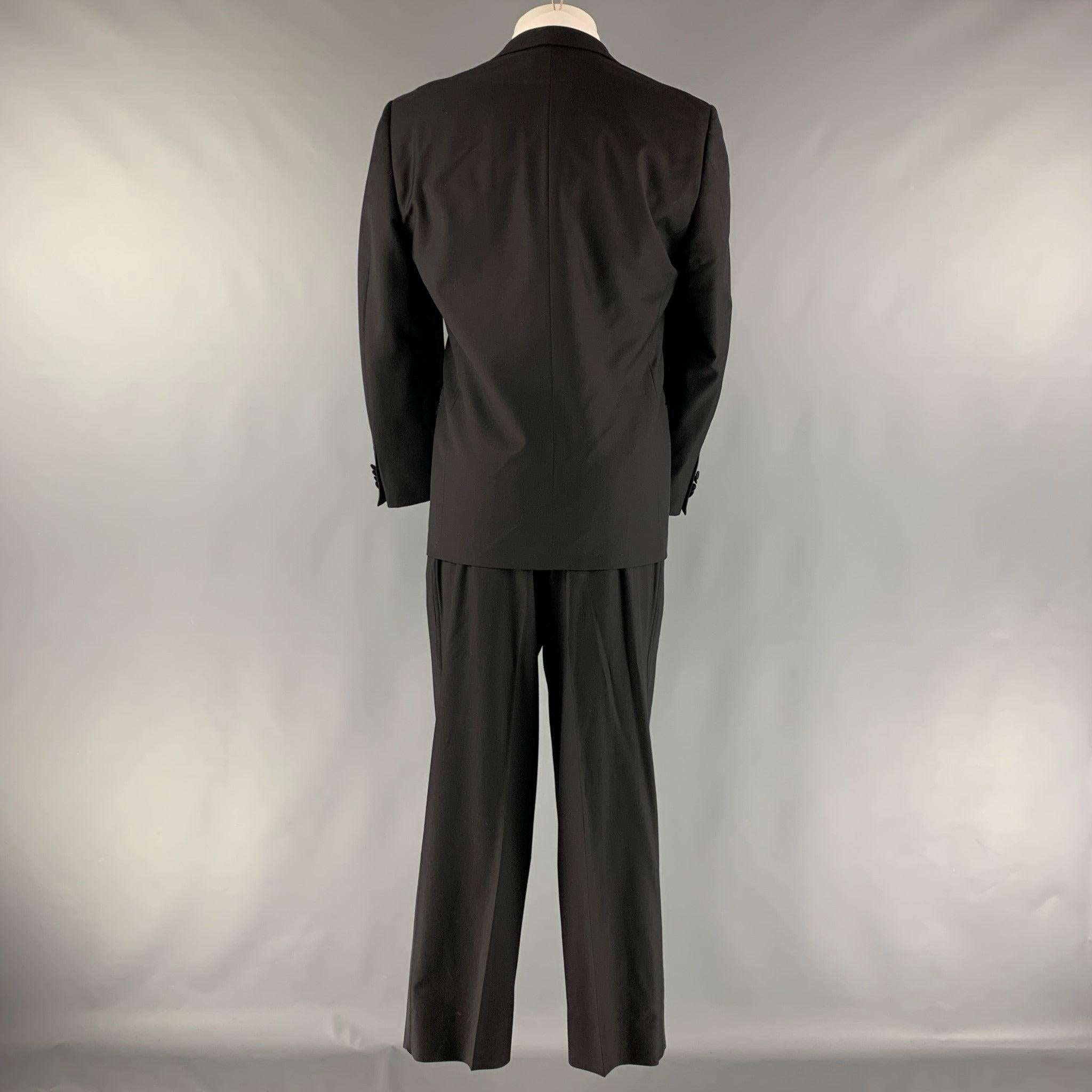 ERMENEGILDO ZEGNA Size 38 Black Solid Wool Peak Lapel 32 29 Tuxedo In Excellent Condition For Sale In San Francisco, CA