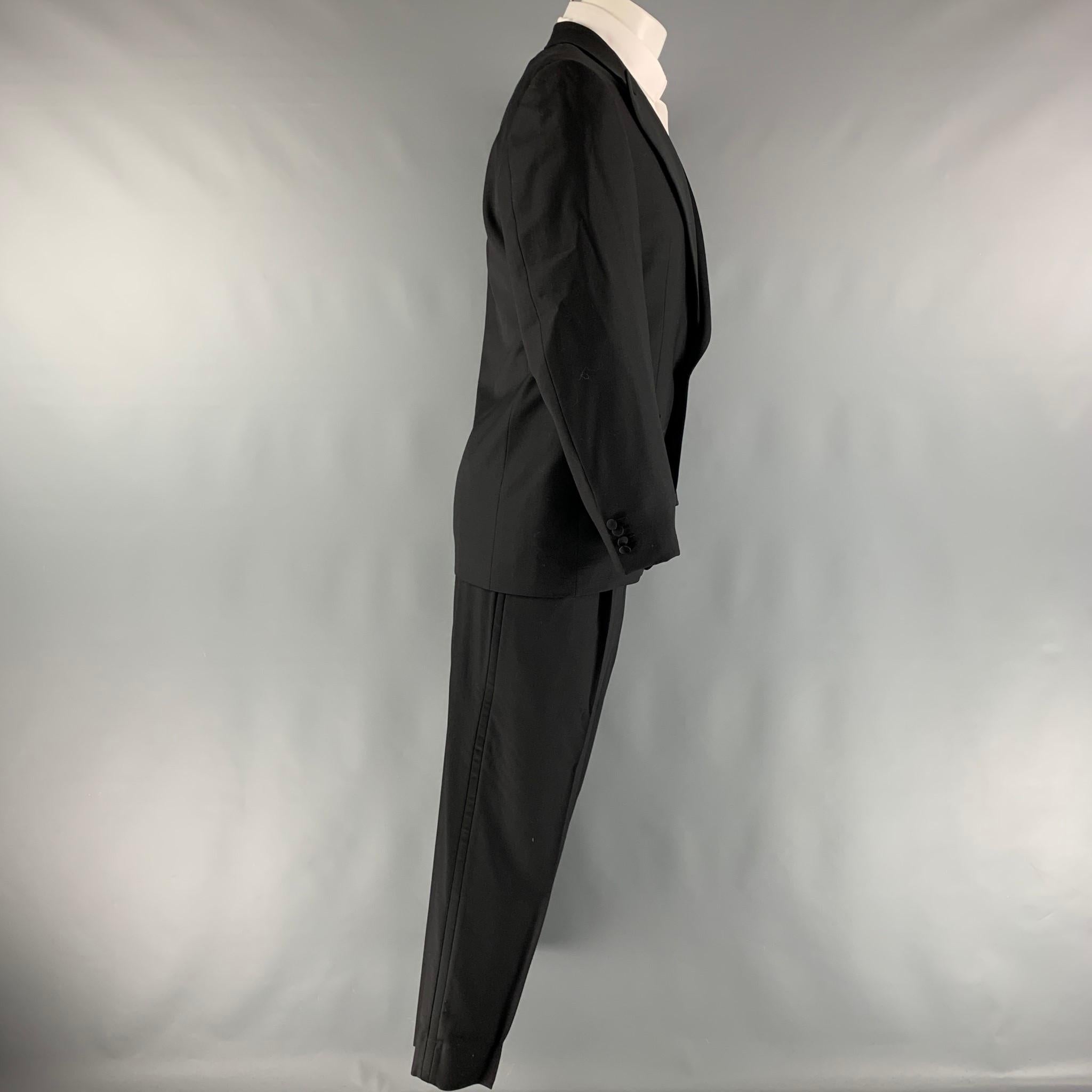 ERMENEGILDO ZEGNA Size 38 Black Solid Wool Peak Lapel 32 29 Tuxedo In Excellent Condition In San Francisco, CA