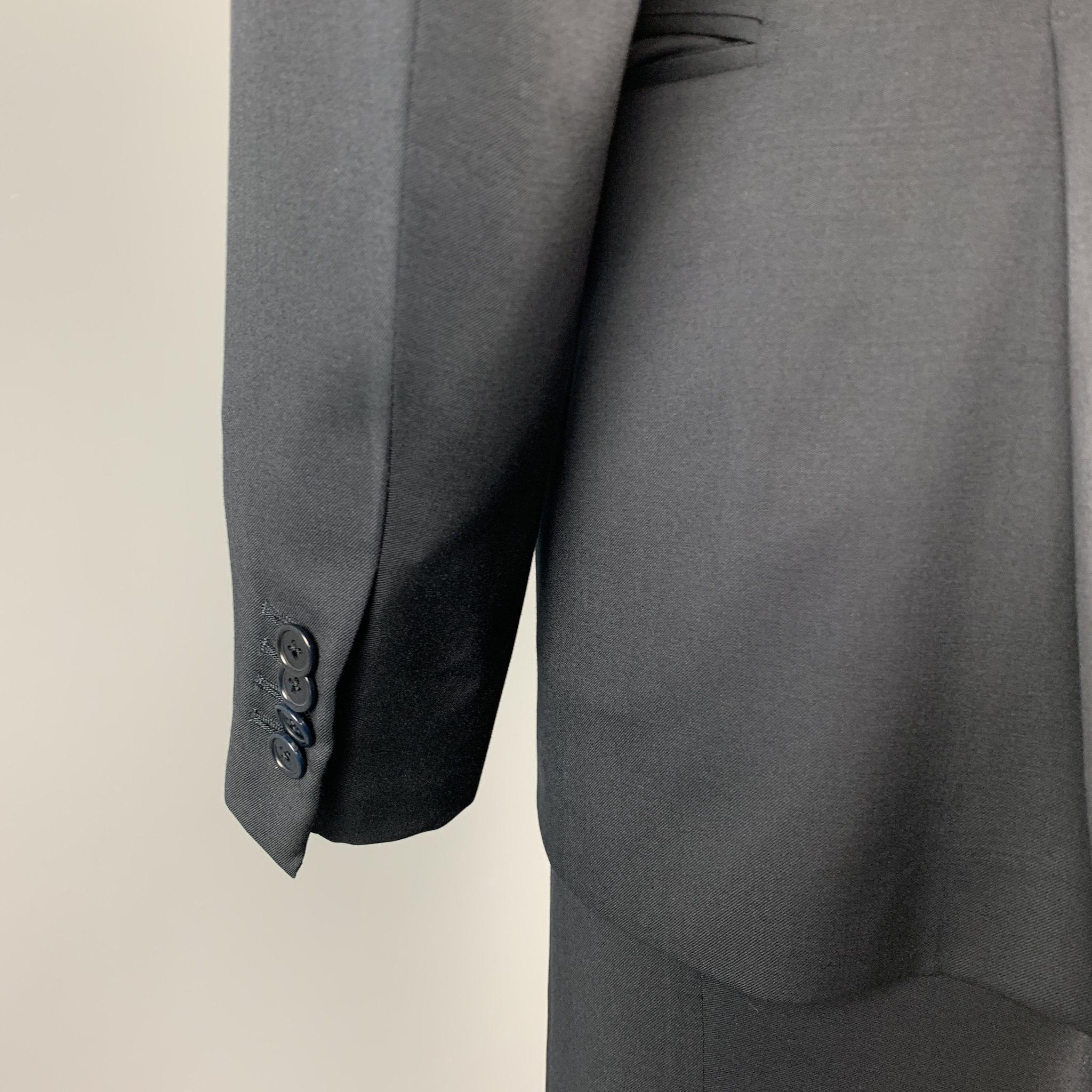 ERMENEGILDO ZEGNA Size 42 Regular Black Wool Notch Lapel Suit In Excellent Condition In San Francisco, CA
