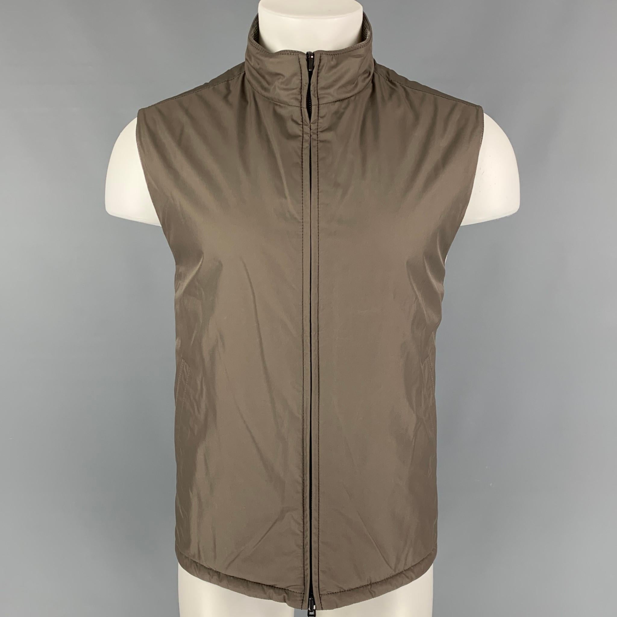 ERMENEGILDO ZEGNA Size 42 Taupe Grey Quilted Wool Silk Reversible Vest In New Condition In San Francisco, CA