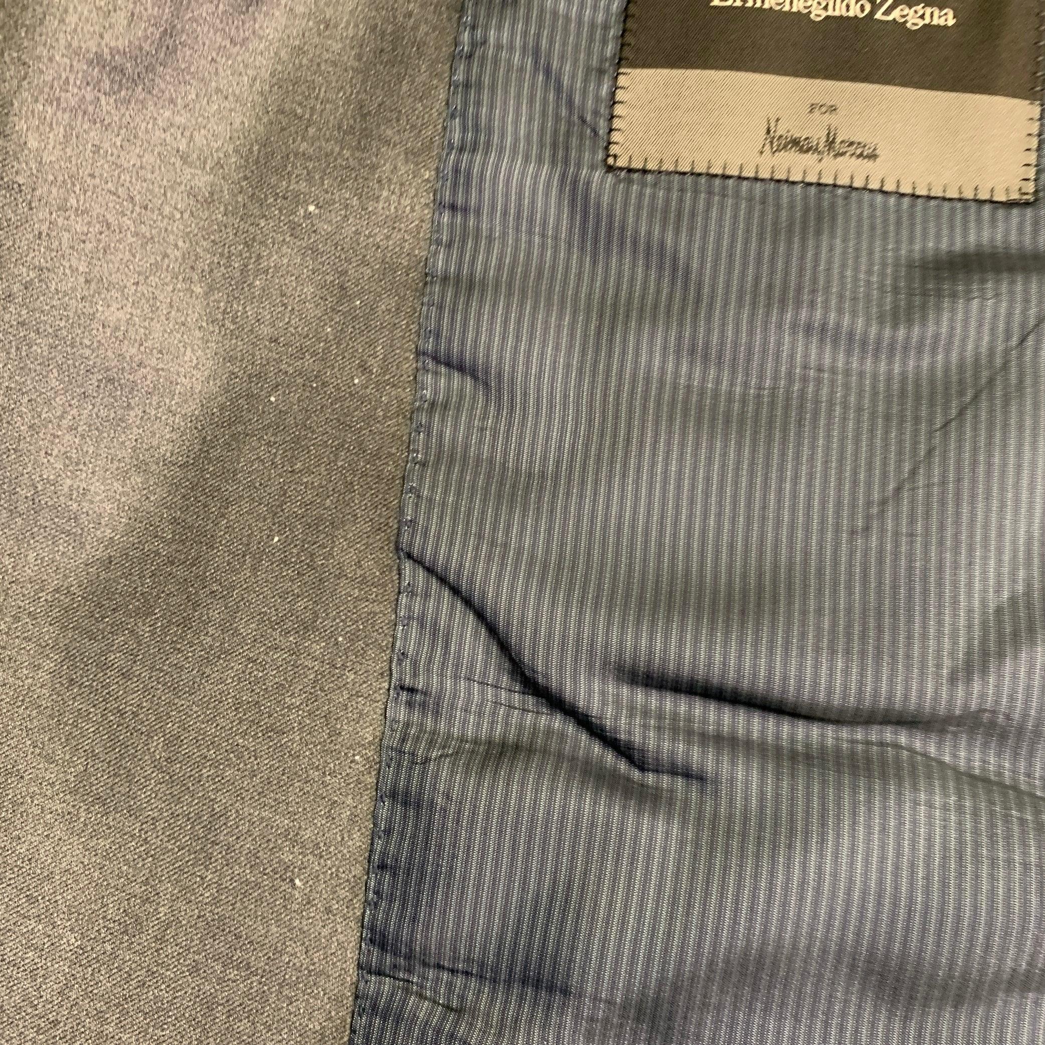 Ermenegildo Zegna Taglia 44 Cappotto sportivo monopetto in lana grigia con risvolto a tacche in vendita 6