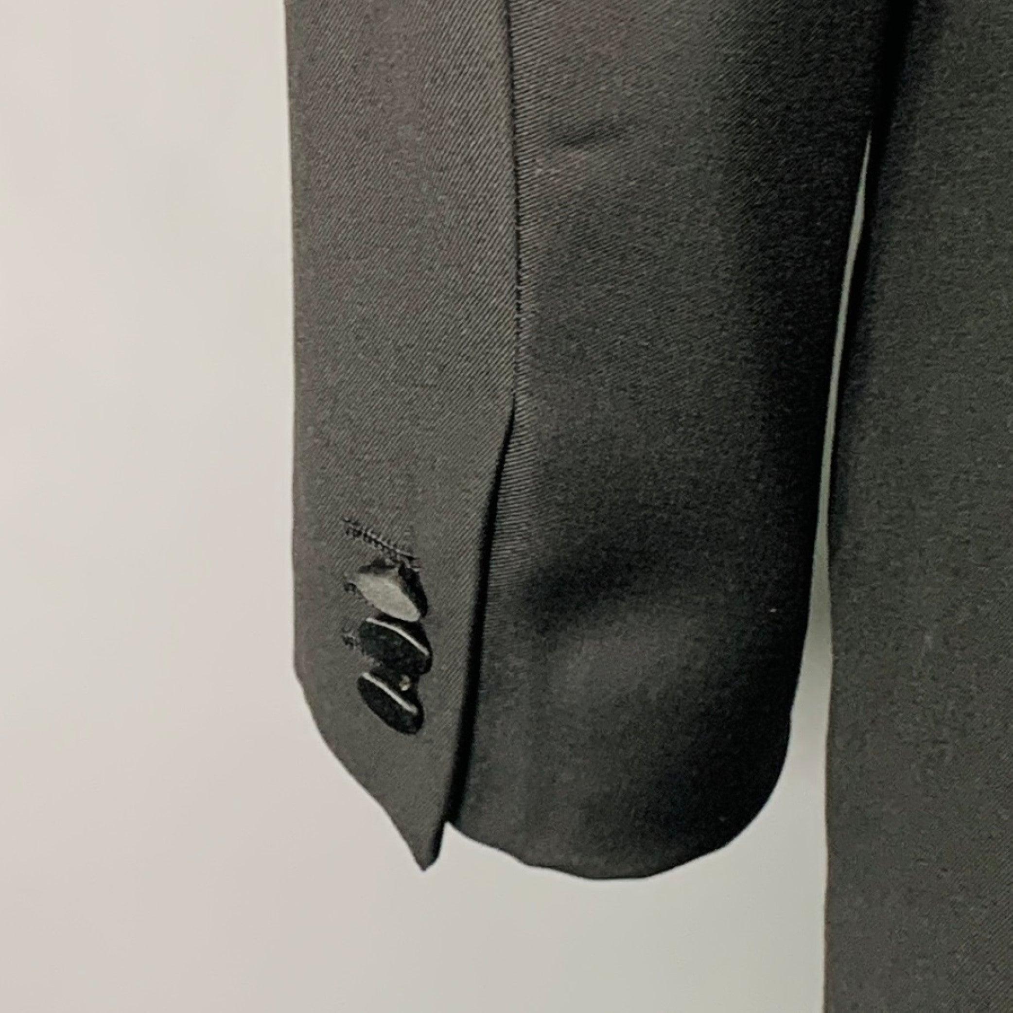 Ermenegildo Zegna Taglia 46 Smoking in lana nera con risvolto a punta in vendita 2