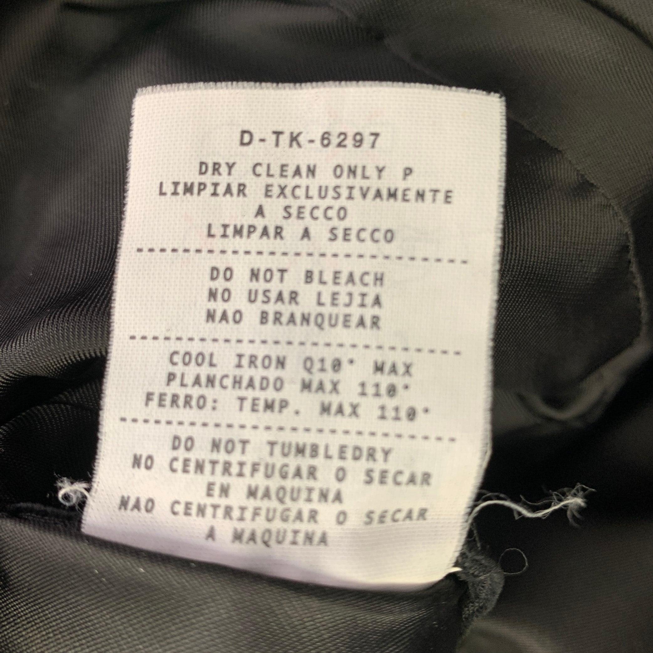 Ermenegildo Zegna Taglia M Giacca monopetto nera a righe testurizzate in vendita 1