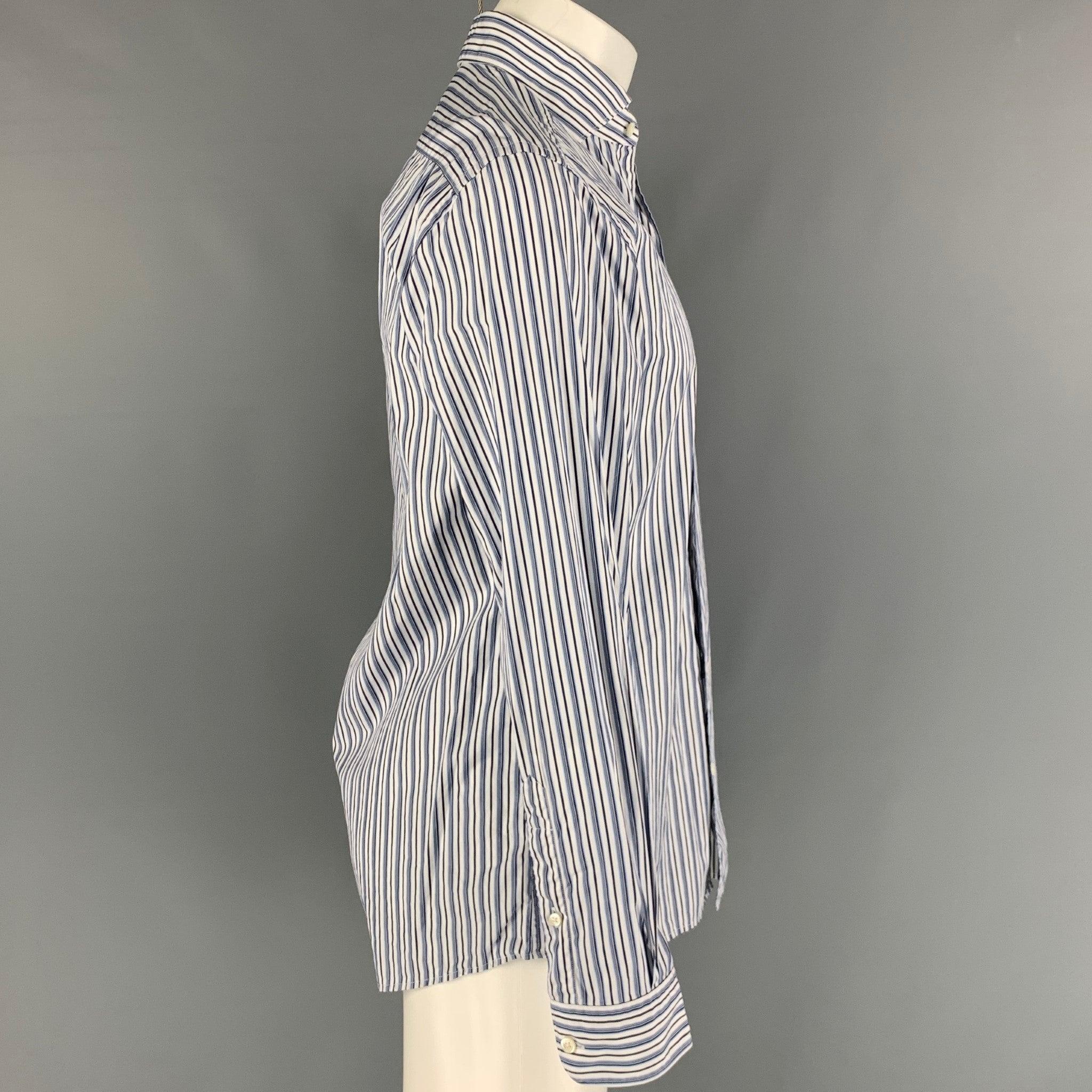 ERMENEGILDO ZEGNA long sleeve shirt comes in white and navy cotton featuring a spread collar, and a button up closure. Excellent Pre-Owned Condition. 

Marked:   M 

Measurements: 
 
Shoulder: 17.5 inches Chest: 43 inches Sleeve: 26 inches Length: