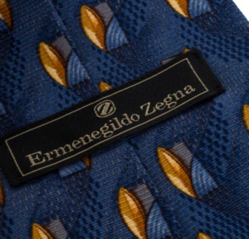 Ermenegildo Zegna Vintage Blue Abstract Print Silk Tie Pour hommes en vente