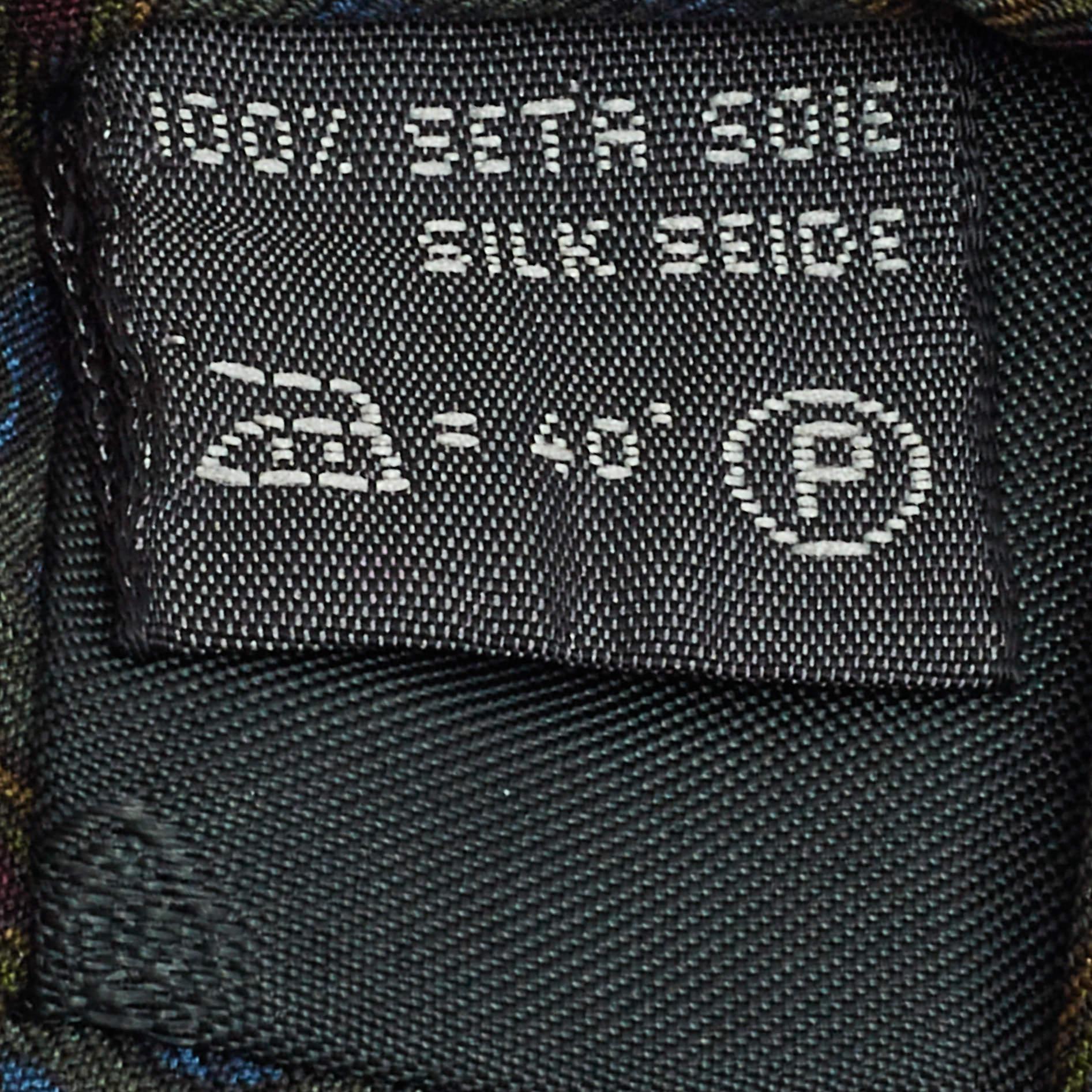 Ermenegildo Zegna Vintage Green Paisley Silk Tie (cravate en soie) Bon état - En vente à Dubai, Al Qouz 2