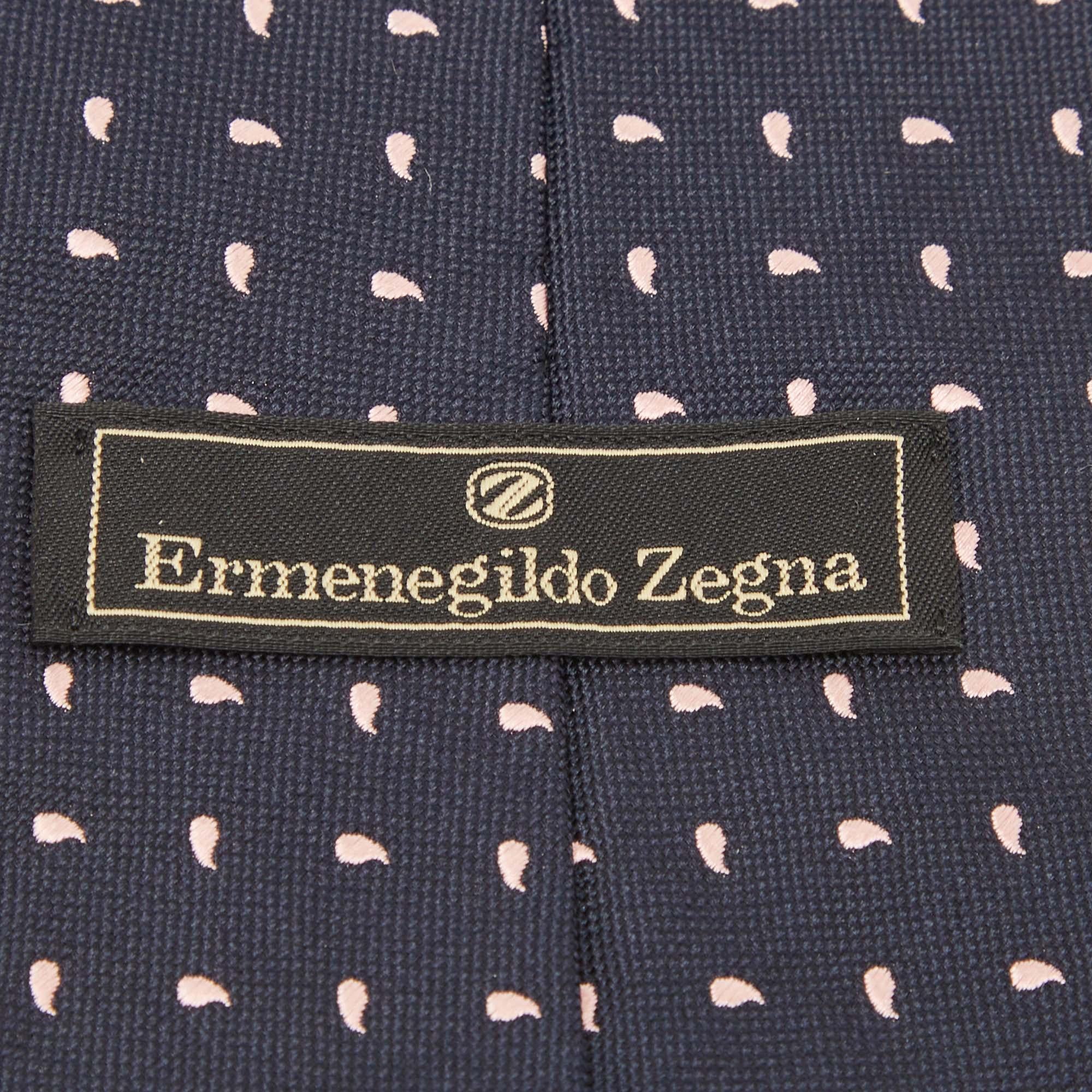 Nero Cravatta tradizionale Ermenegildo Zegna Vintage Blu Navy Paisley in seta Jacquard in vendita