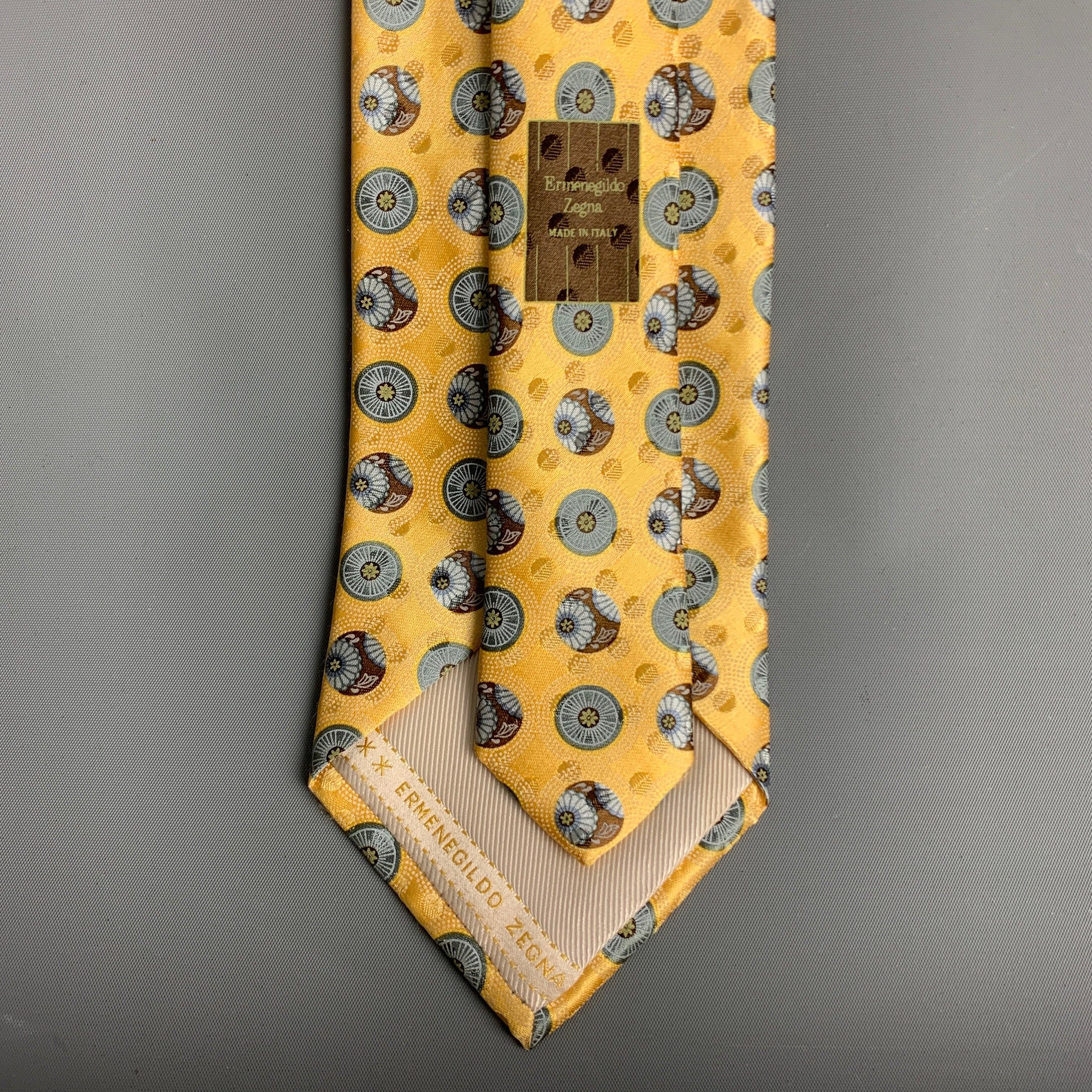 Men's ERMENEGILDO ZEGNA Yellow Blue Circles Silk Tie For Sale