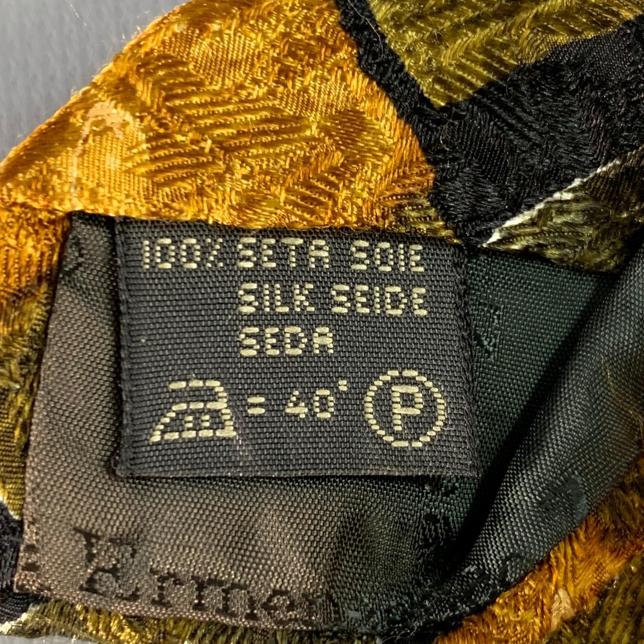 Uomo Cravatta in seta Ermenegildo Zegna Giallo Verde Quadri Foglie in vendita
