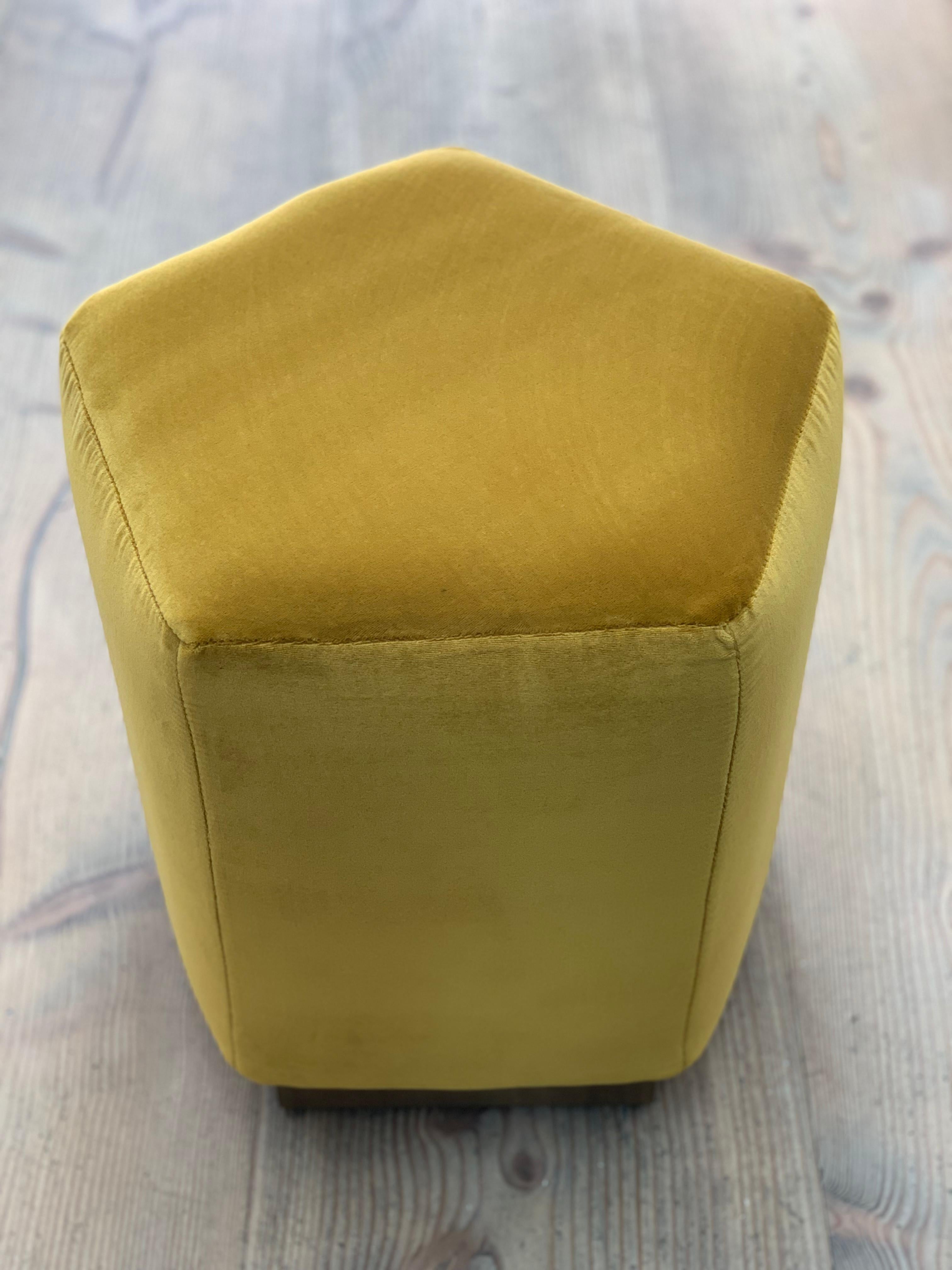 Art Deco Ermes Pentagon Pouf Mustard Velvet and Antique Brass Plinth For Sale