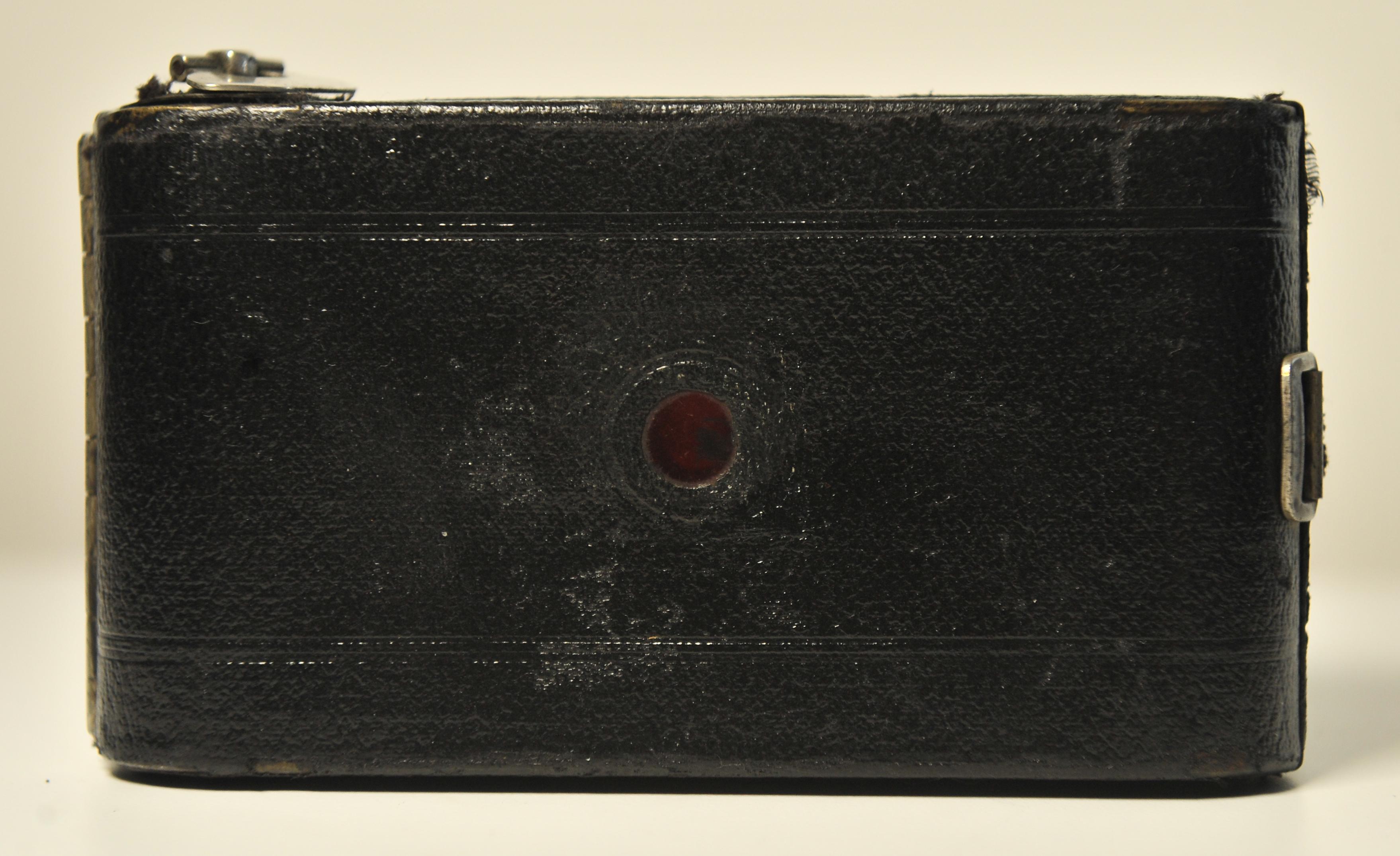 Ernemann ROLF II Klappbare 127 Rollfilm-Kamera mit 75mm F12 Rapid Rectilinear im Angebot 3