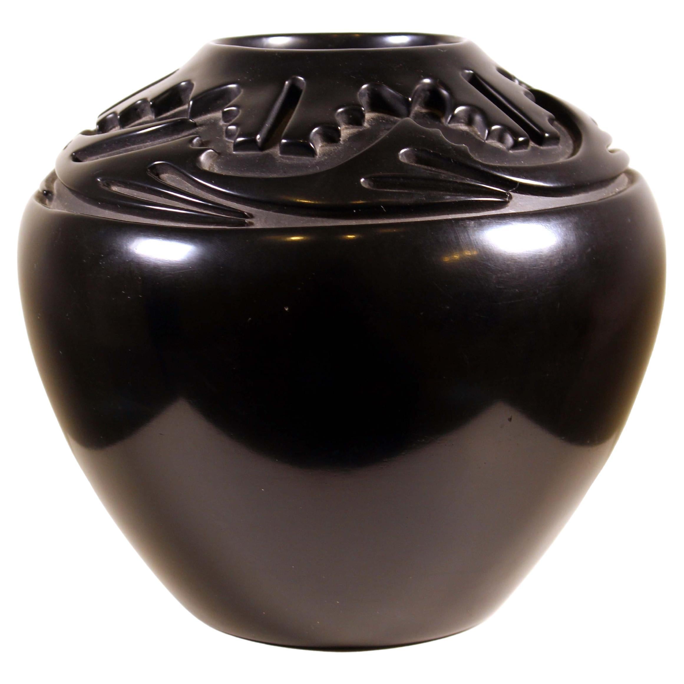 Ernest and Marion Harrington Santa Fe Design Black Glass Vase For Sale