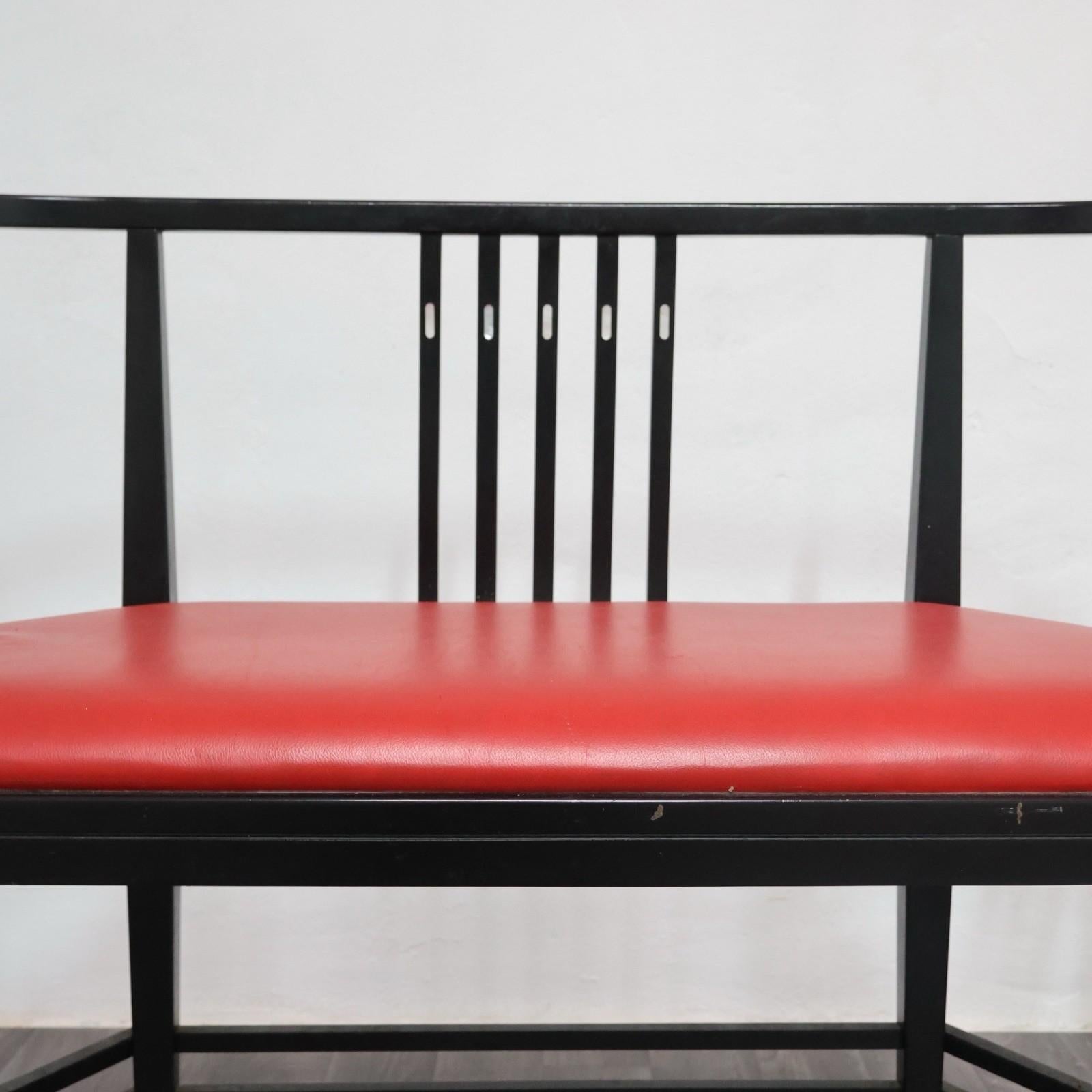 Ernest Archibald Taylor divanetto post moderno anni 80 in vendita 4