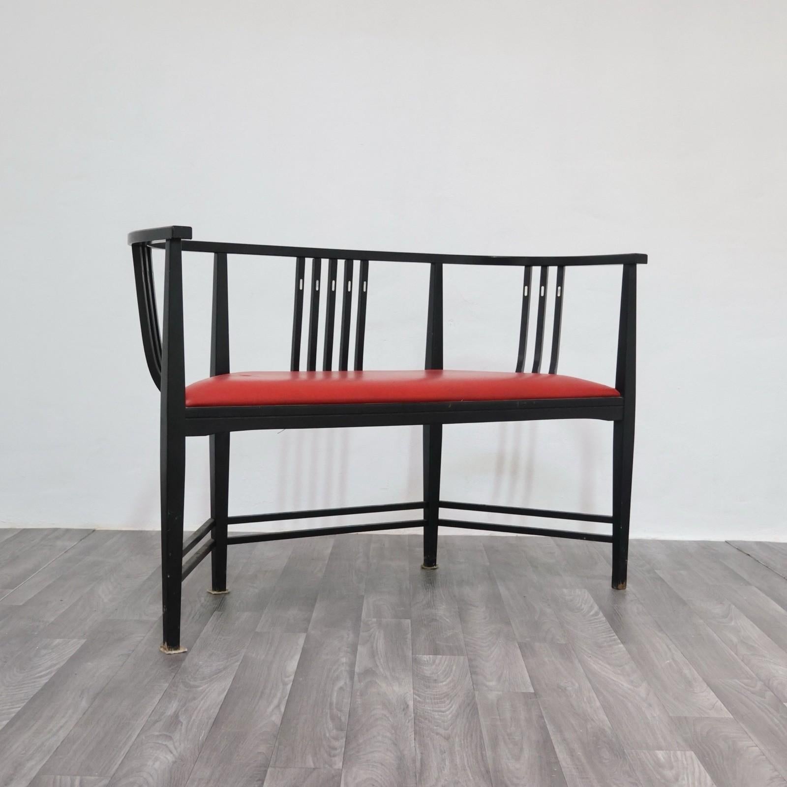 Italian Ernest Archibald Taylor divanetto post moderno anni 80 in vendita