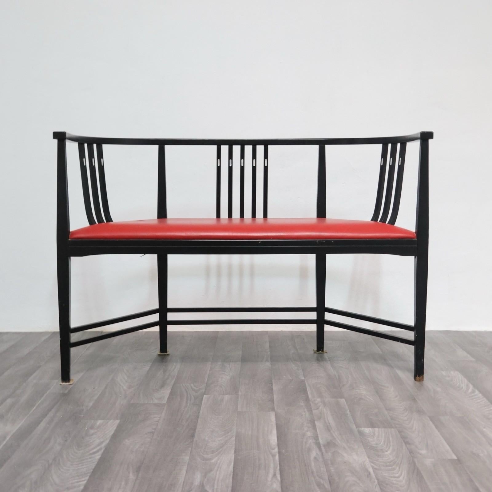 Ernest Archibald Taylor divanetto post moderno anni 80 in vendita 2