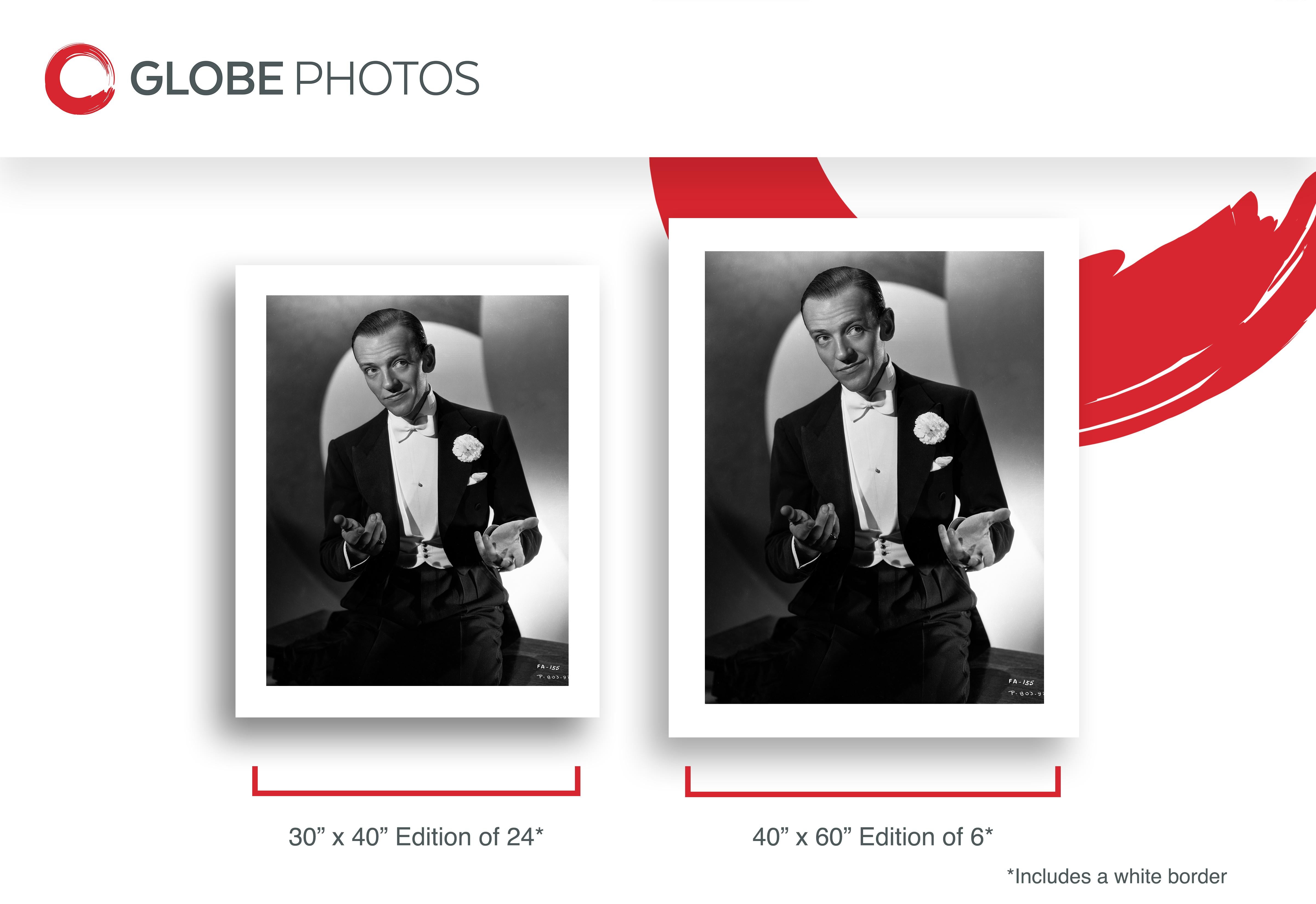 Fred Astaire in abiti da cerimonia III - Portrait Photograph Nero di Ernest Bachrach