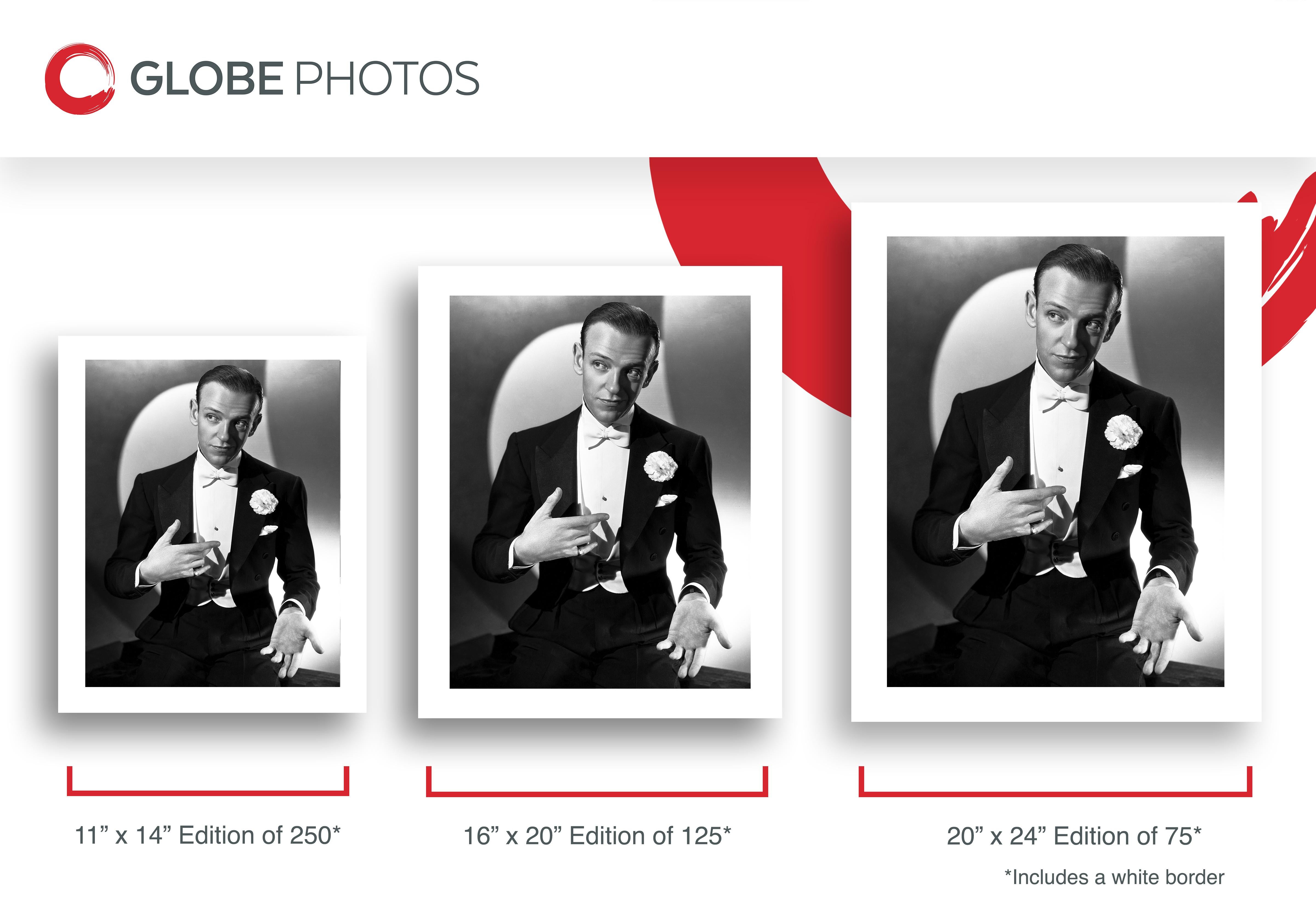 Fred Astaire: Il divorziato gay - Photograph Contemporaneo di Ernest Bachrach