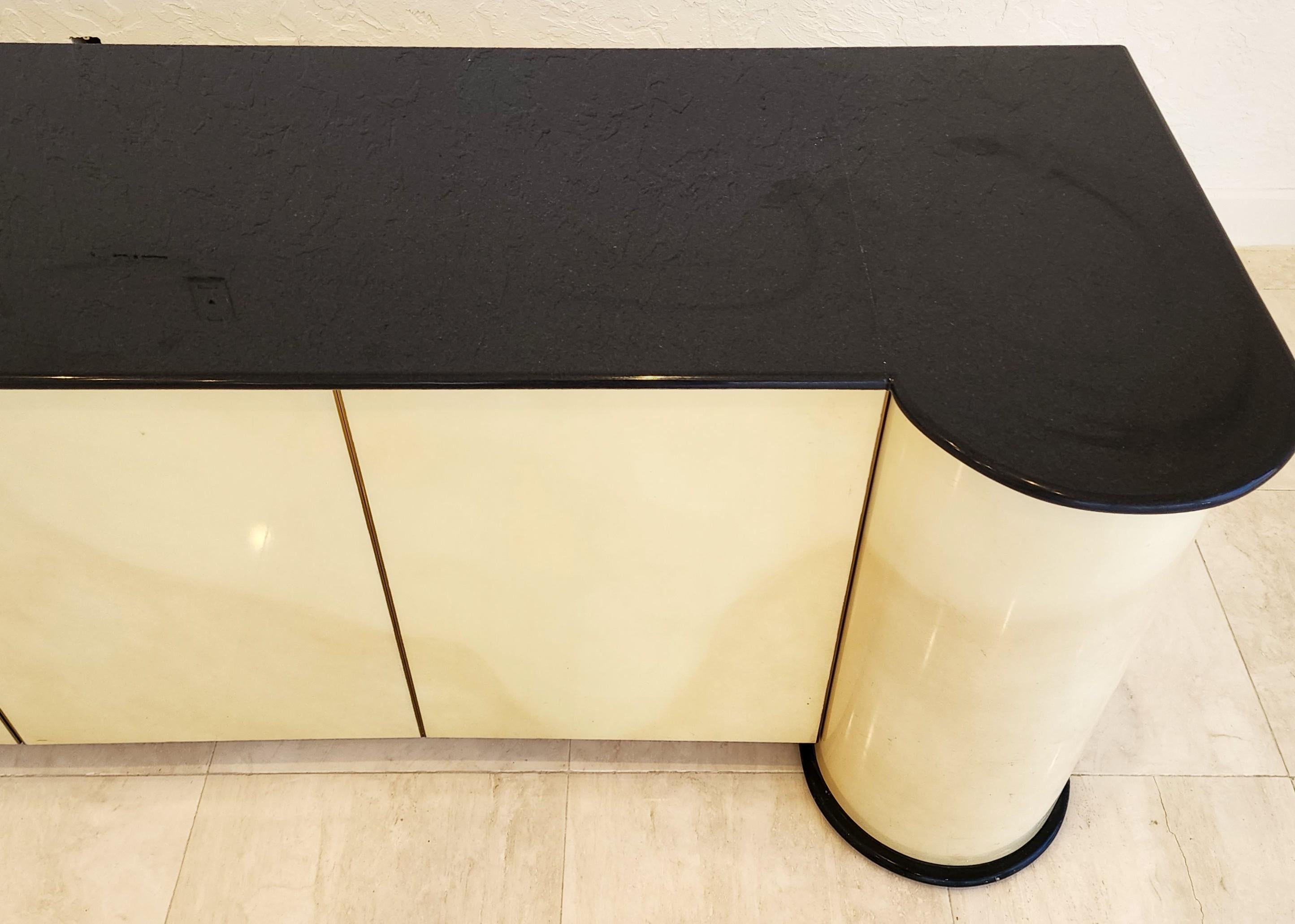 Credenza in pelle di capra Ernest C. Masi Stile Karl Springer in vendita 3