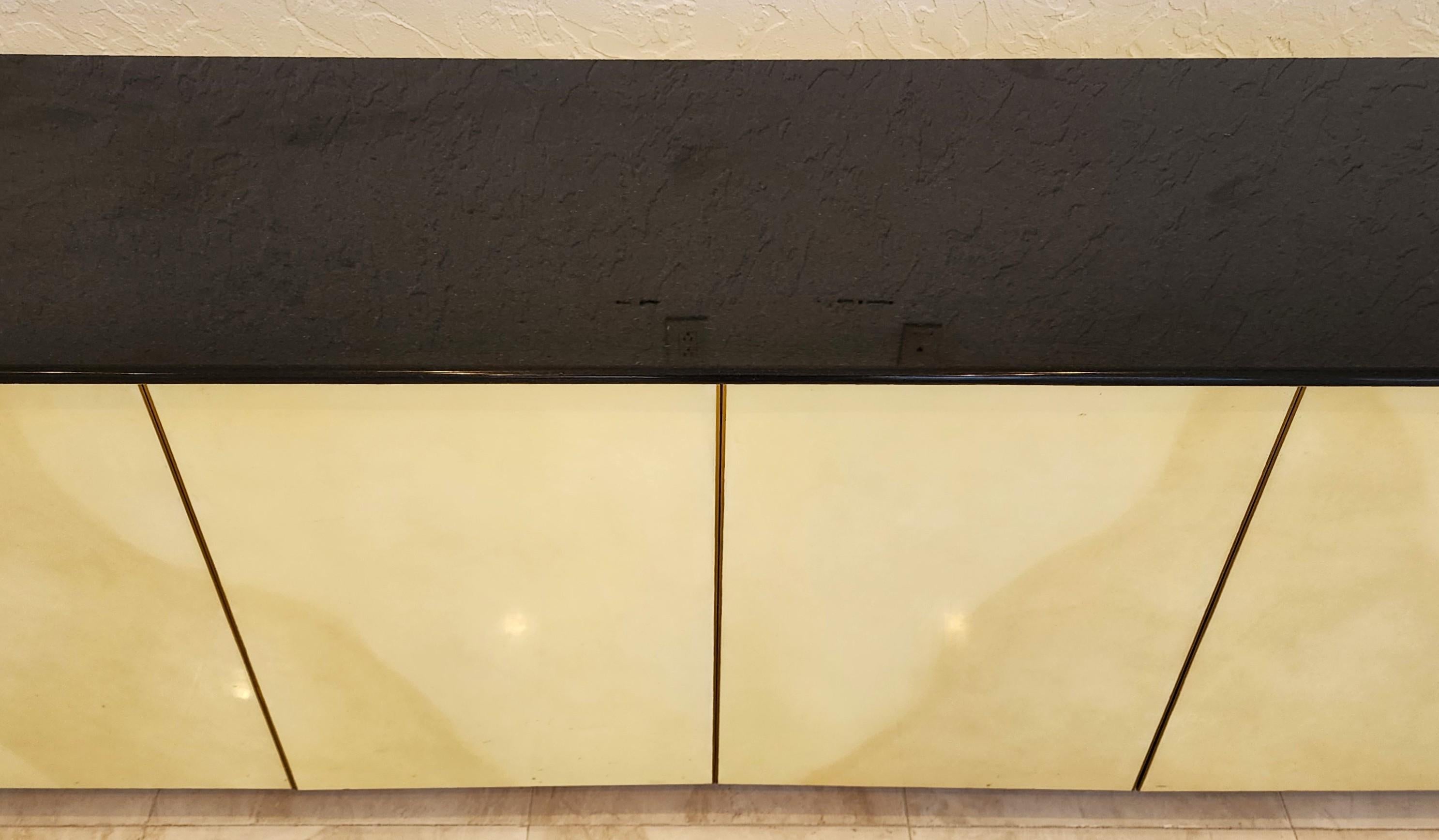 Credenza in pelle di capra Ernest C. Masi Stile Karl Springer in vendita 2