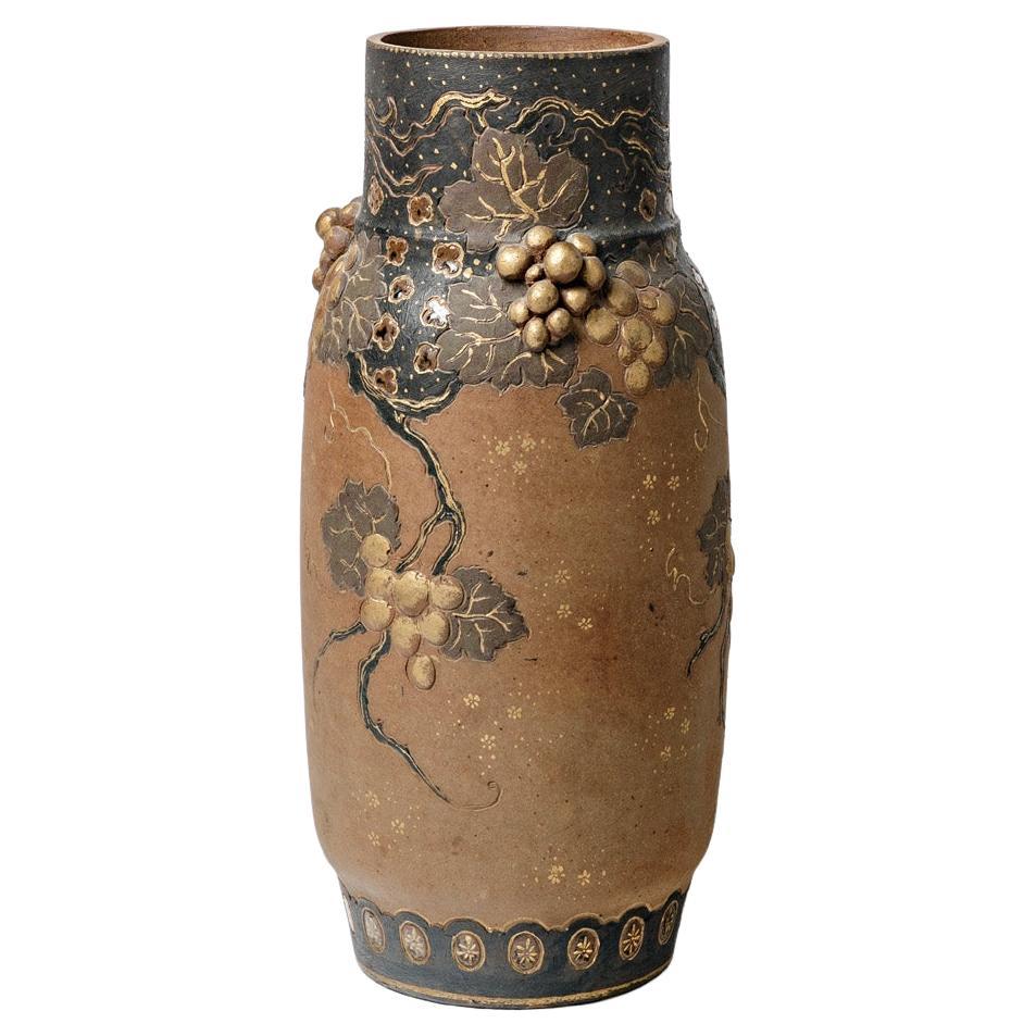 Ernest Chaplet (1835-1909)

Large flower art nouveau ceramic vase signed by Ernest Chaplet

Original perfect condition

Elegant ceramic glazes colors and japan art decoration

Measures: Height 42 cm
Large 18 cm.