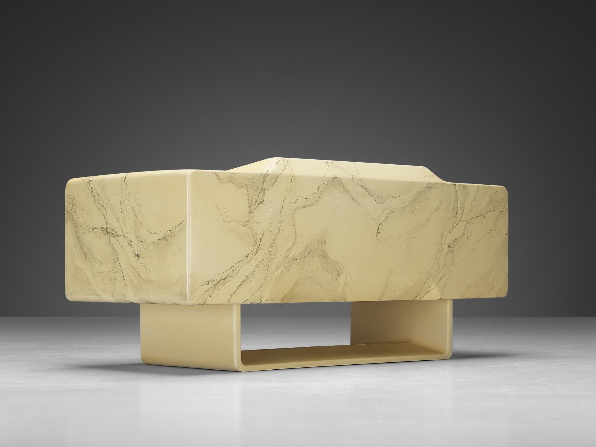 Ernest Igl für Wilhelm Werndl Schreibtisch aus Fiberglas in Marmoroptik im Angebot 3